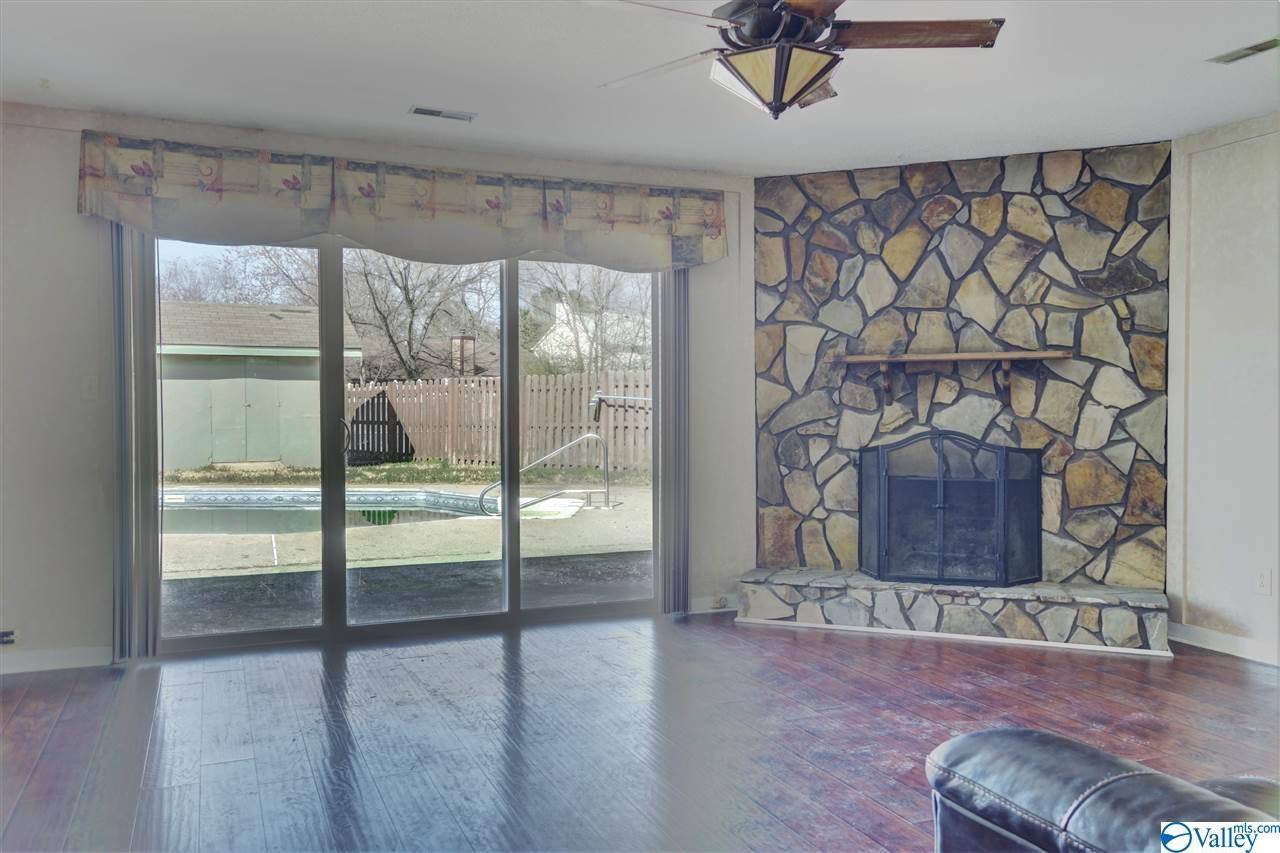 Huntsville, AL 35803,1905 W West Tuliptree Drive S