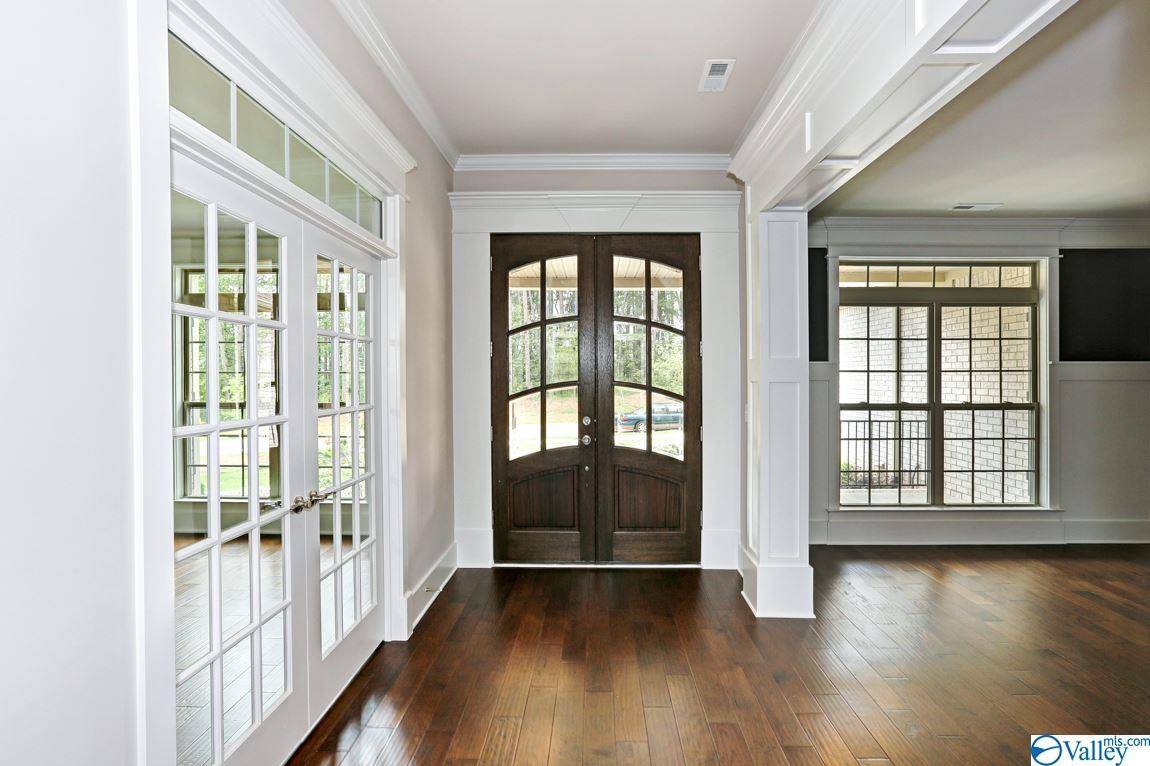 Huntsville, AL 35811,109 Hollow Ridge Circle