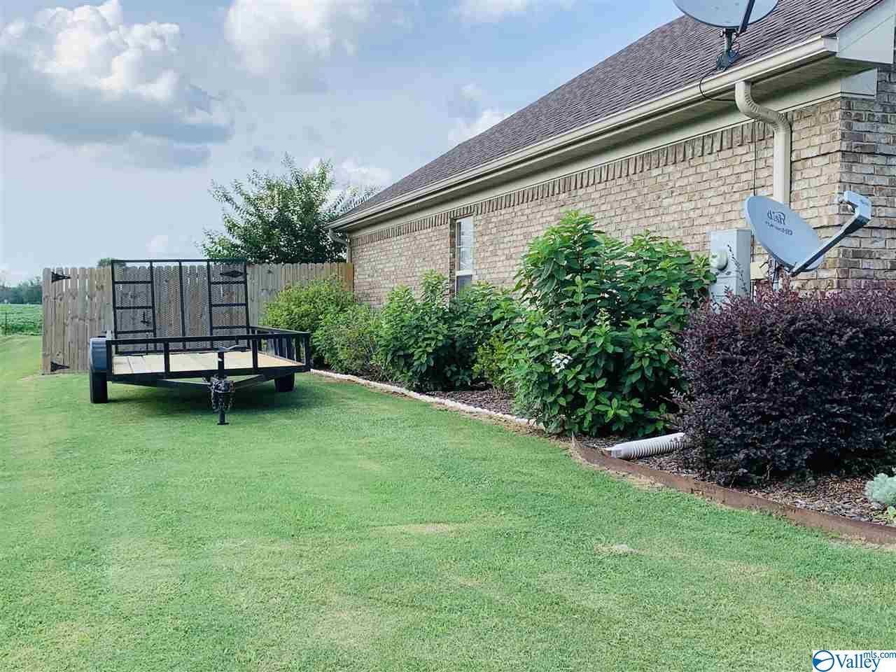 Elkmont, AL 35620,27430 North Wales Road