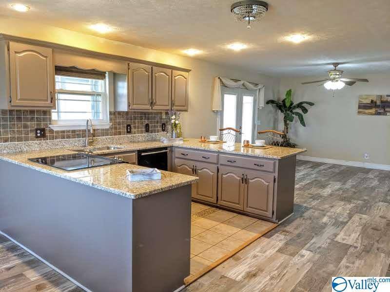 Flat Rock, AL 35966,186 County Road 792