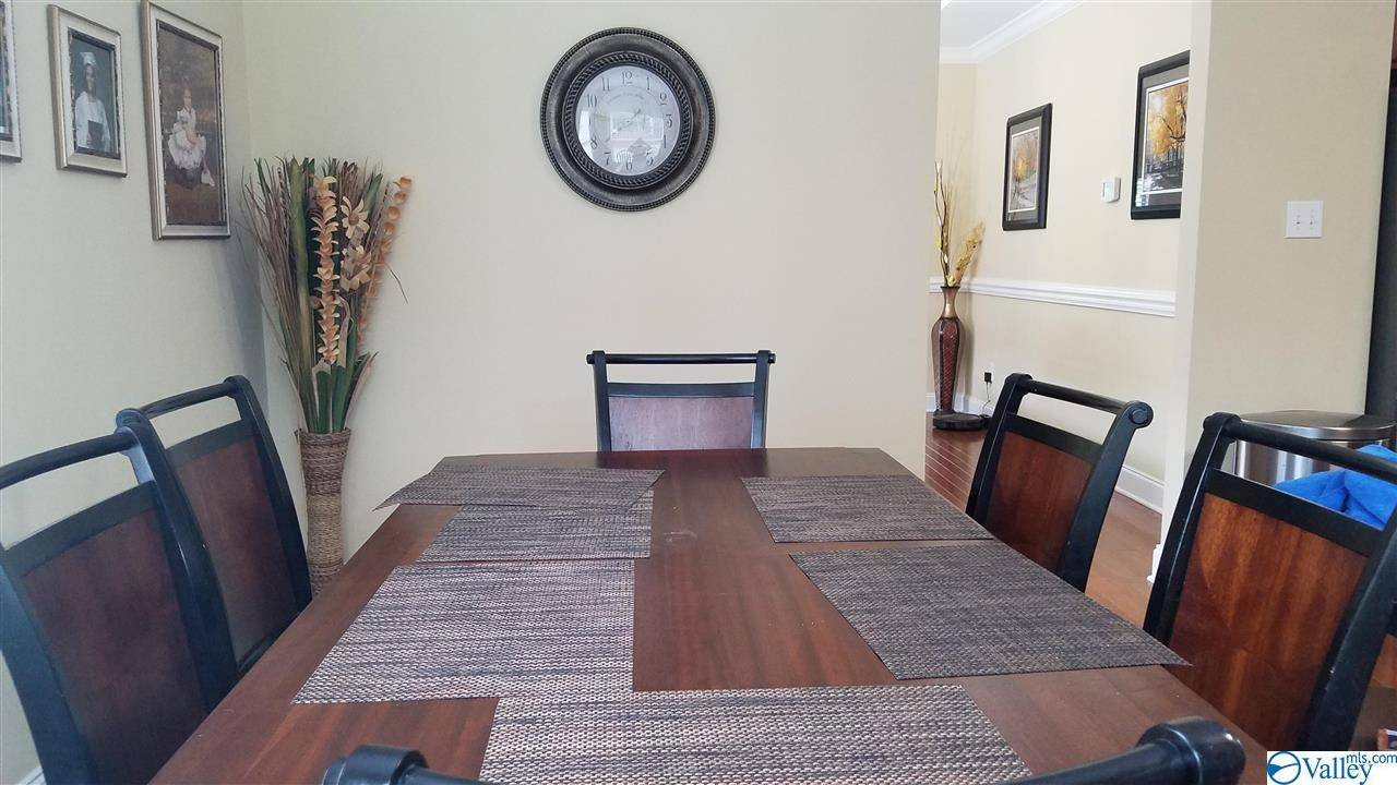 Owens Cross Roads, AL 35763,4812 Cove Valley Drive SE