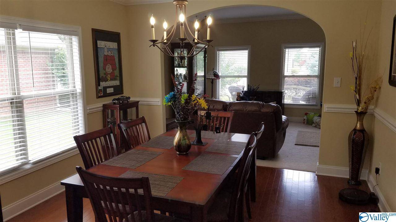 Owens Cross Roads, AL 35763,4812 Cove Valley Drive SE