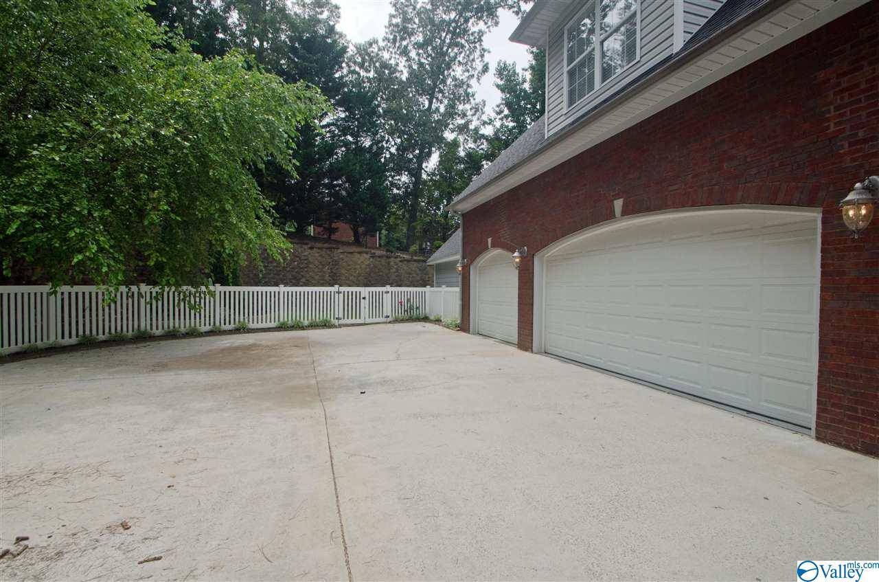 Decatur, AL 35603,3407 Cedarhurst Drive SW