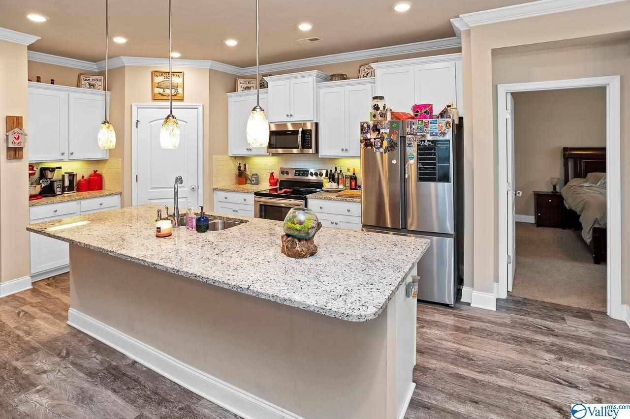 New Market, AL 35761,264 Falcon Ridge Drive