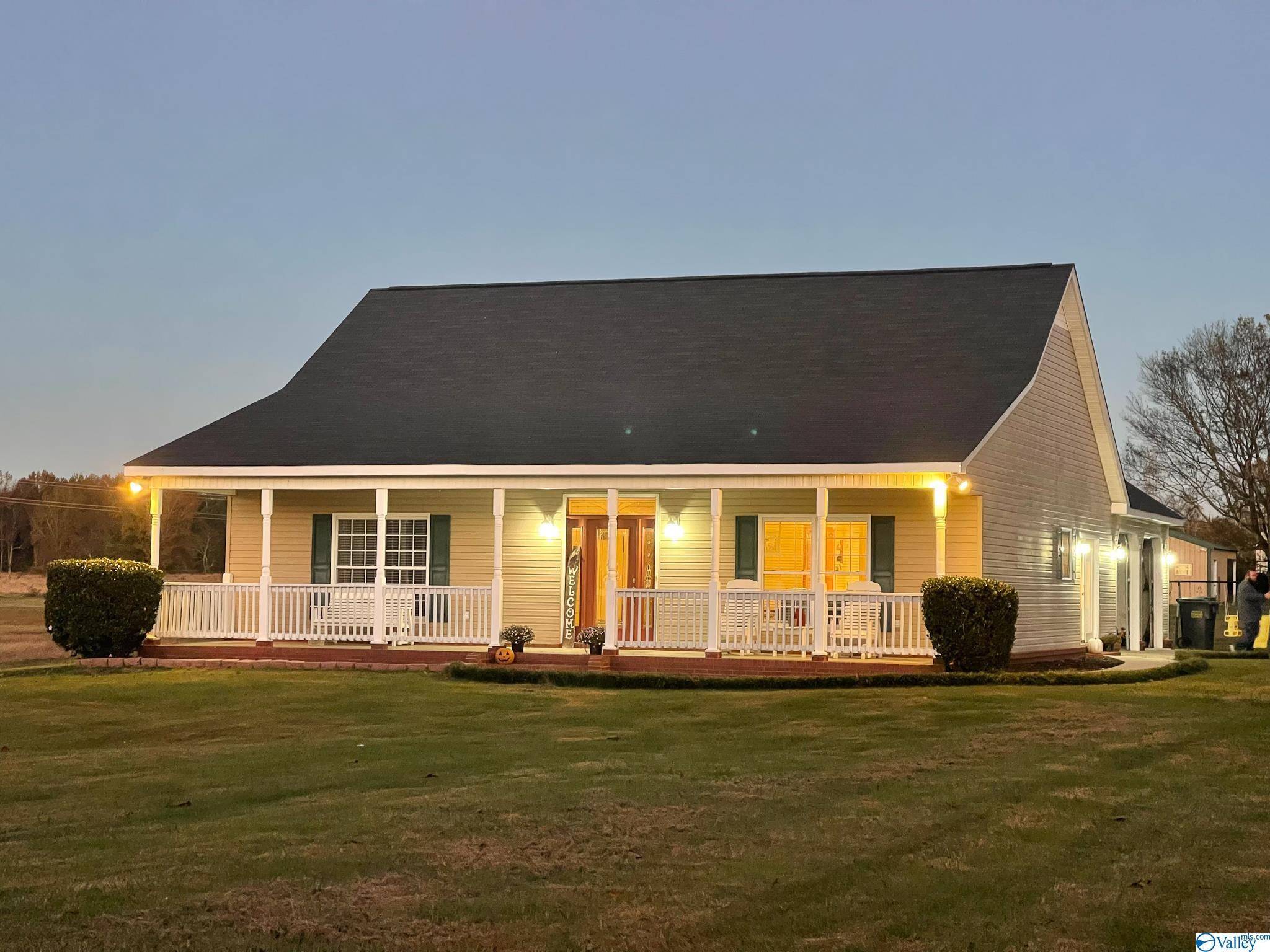 Hartselle, AL 35640,325 Forest Chapel Road