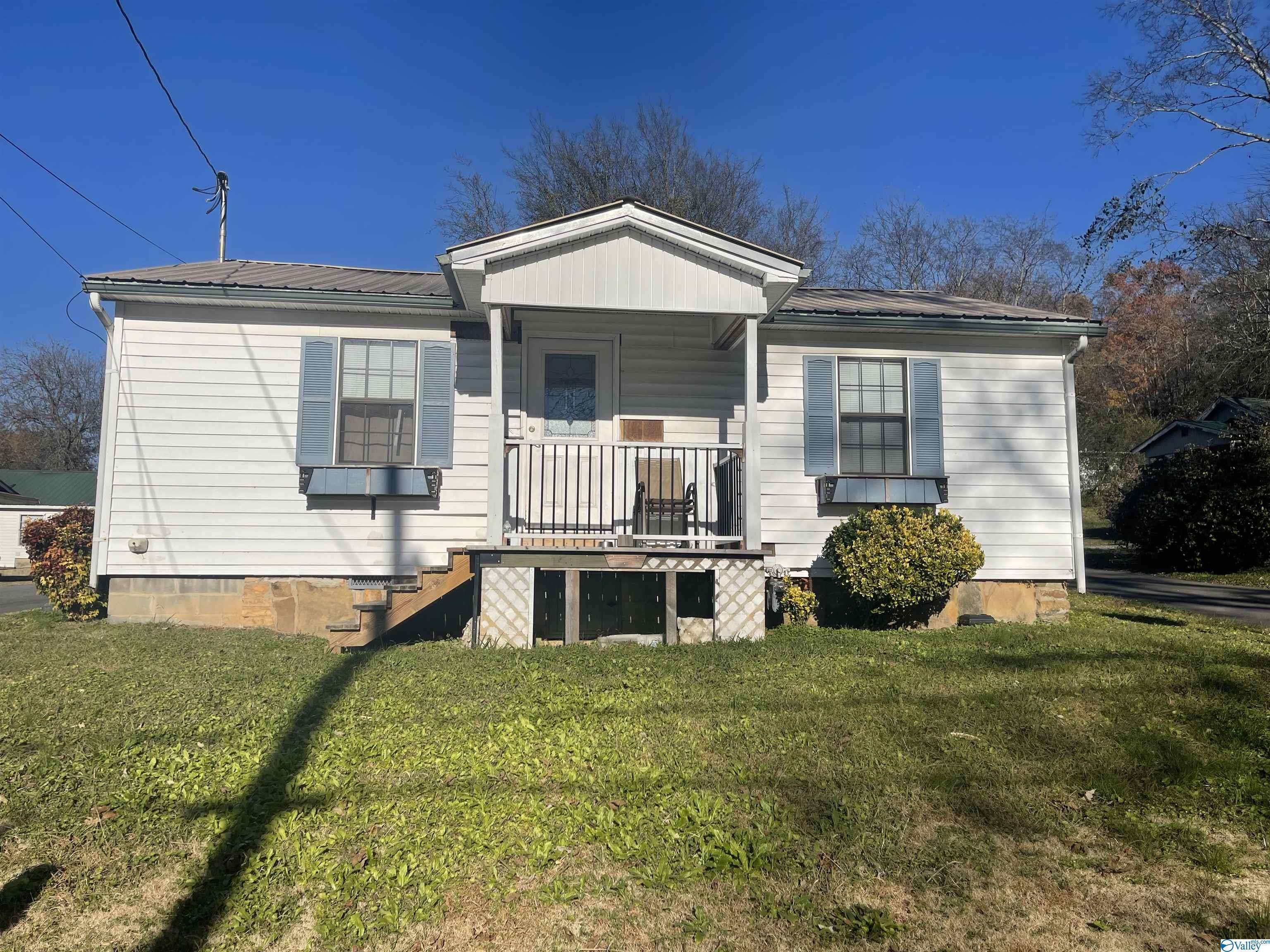 Fort Payne, AL 35967,503 11th Street NE