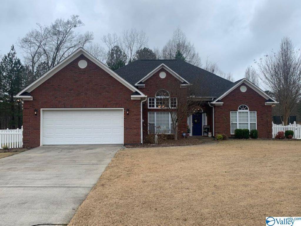 Hartselle, AL 35640,2805 Turtle Pond Lane