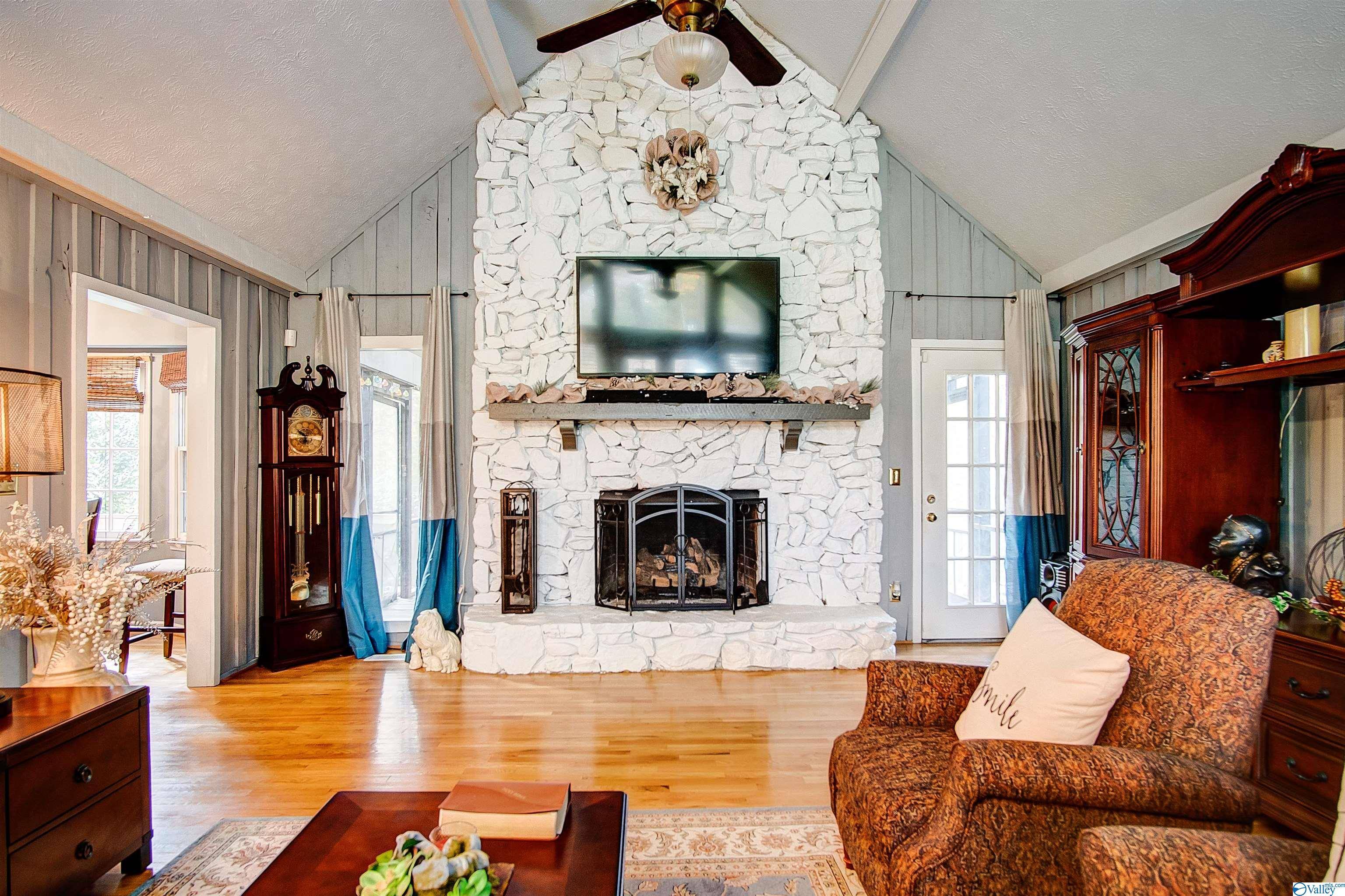 Anniston, AL 36206,712 Creek Trail