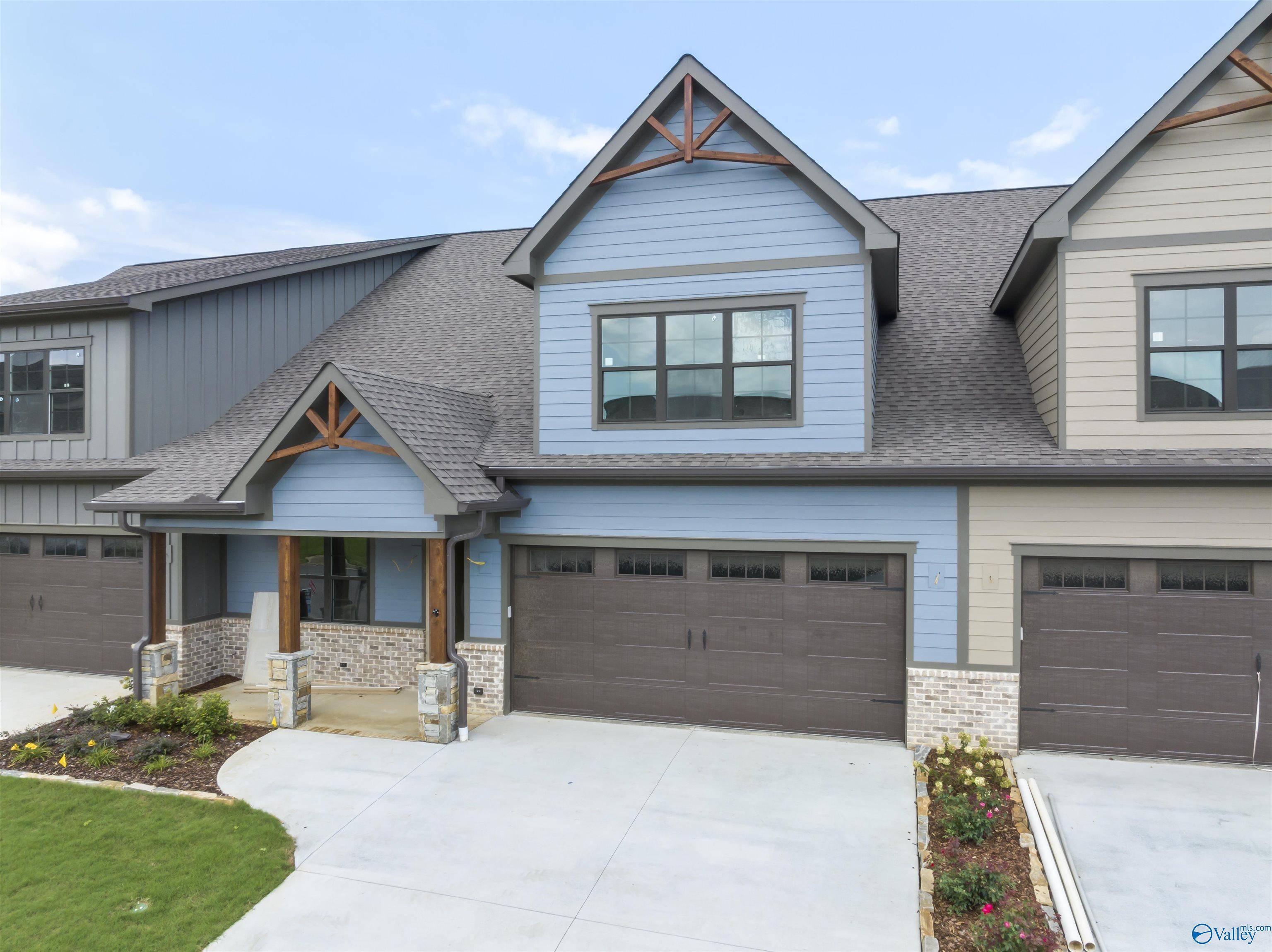 Guntersville, AL 35976,223 Whistling Straits Way