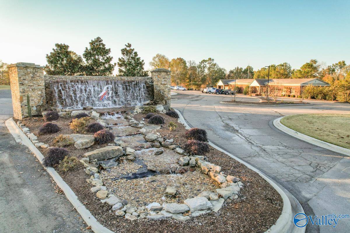 Guntersville, AL 35976,1016 Harbor Ridge Road