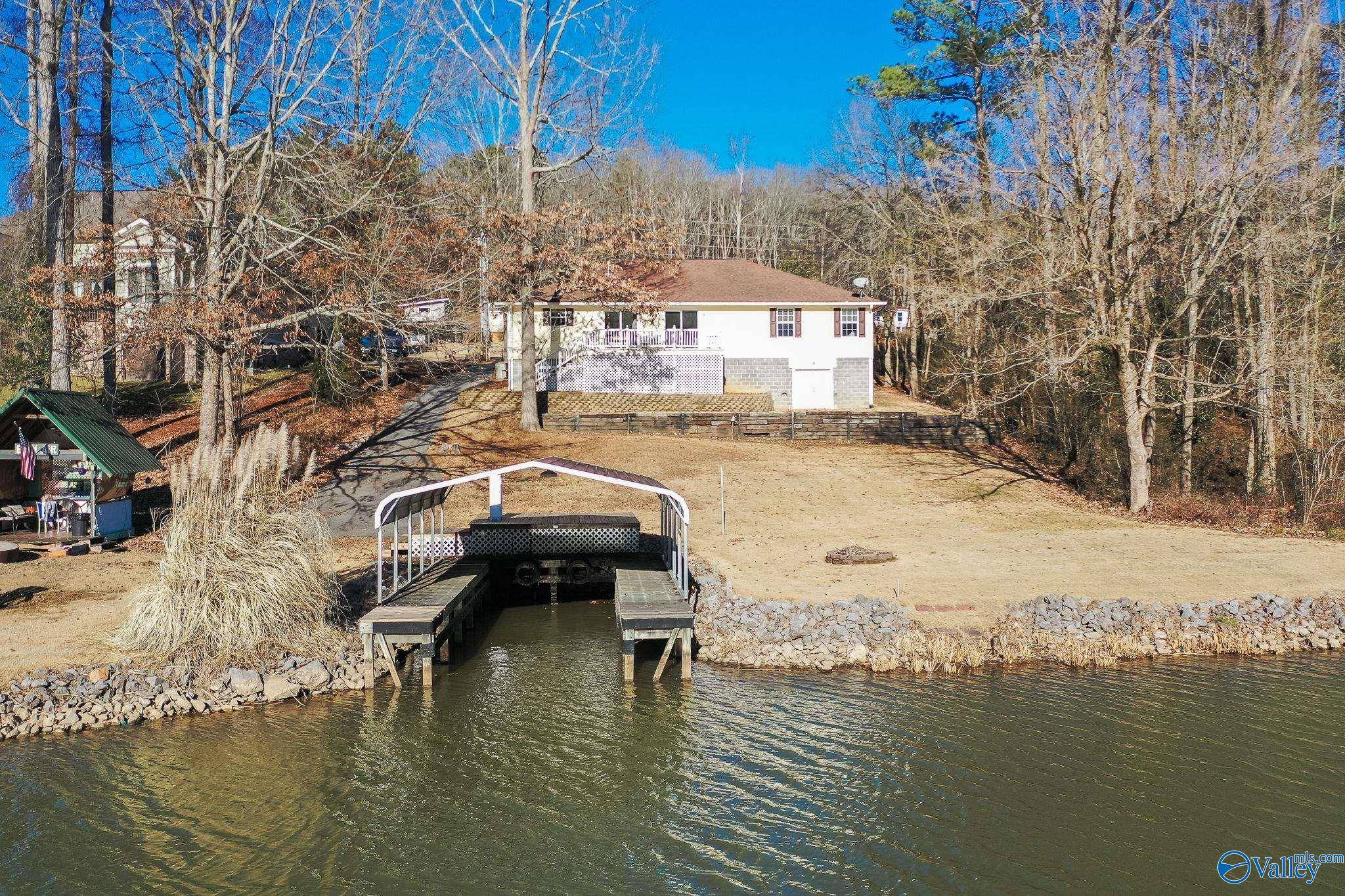 Guntersville, AL 35976,3523 Colonial Drive