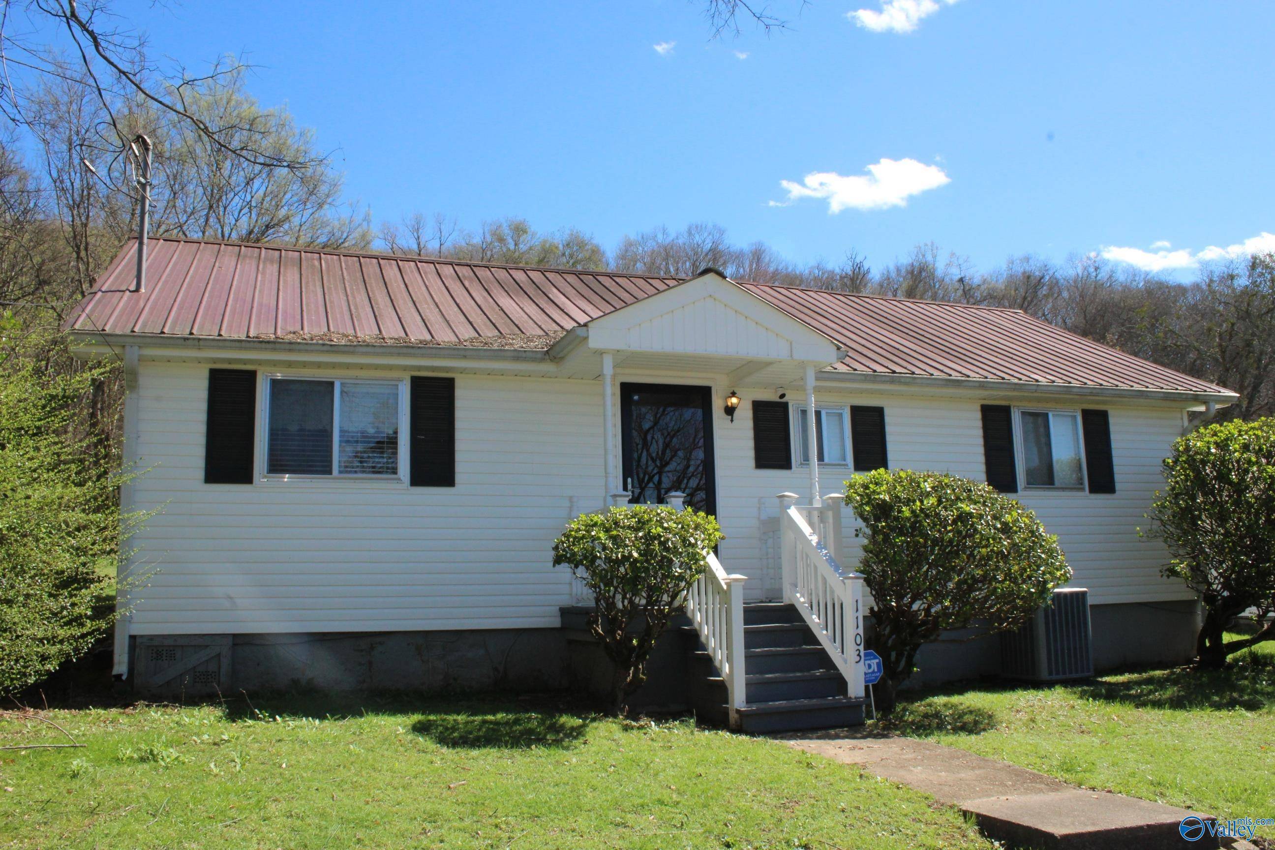 Fort Payne, AL 35967,1103 Clark Avenue NE