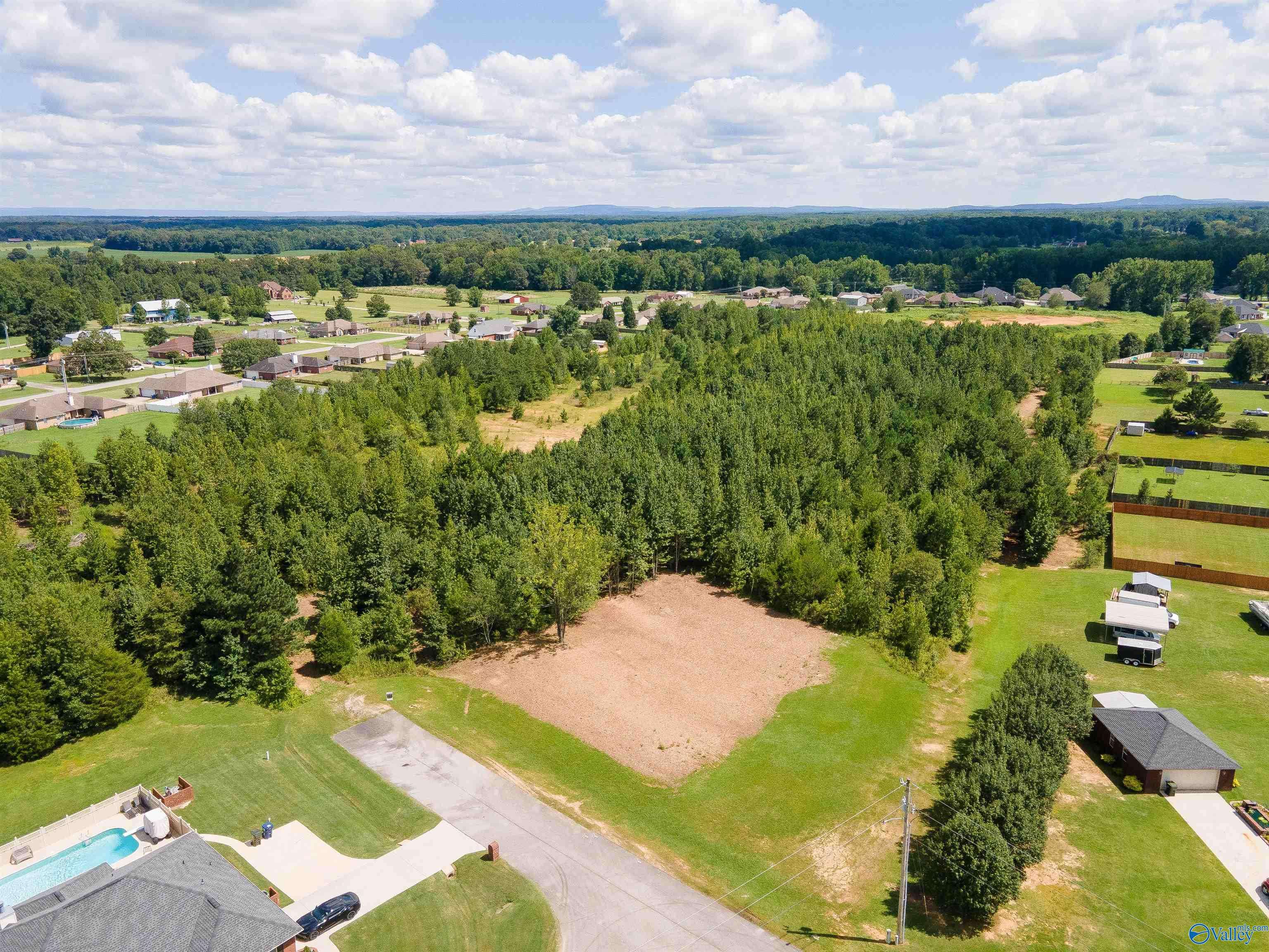 Ardmore, AL 35739,12.88 Acres Edgebrook Drive