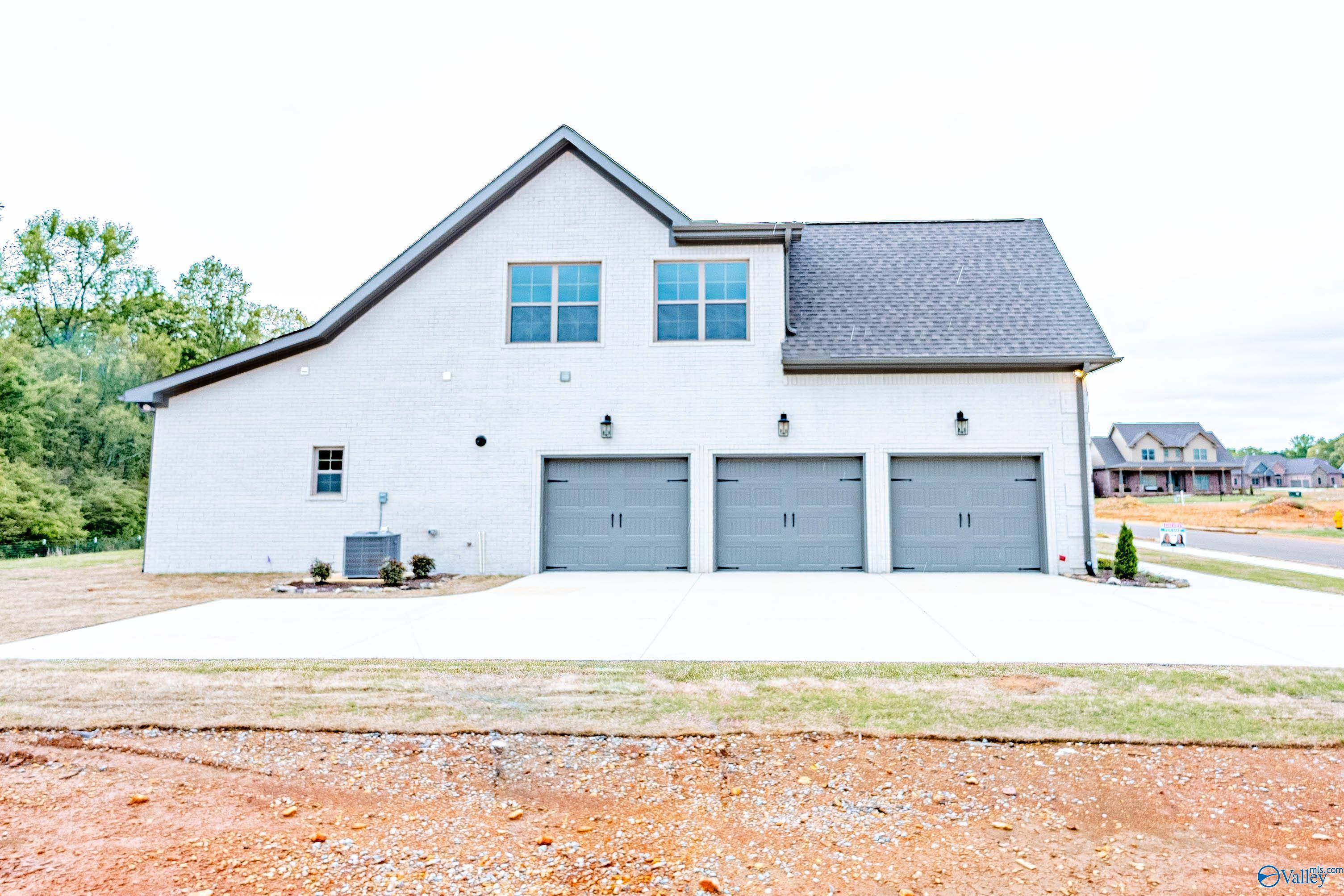 Athens, AL 35613,16240 Darby Drive