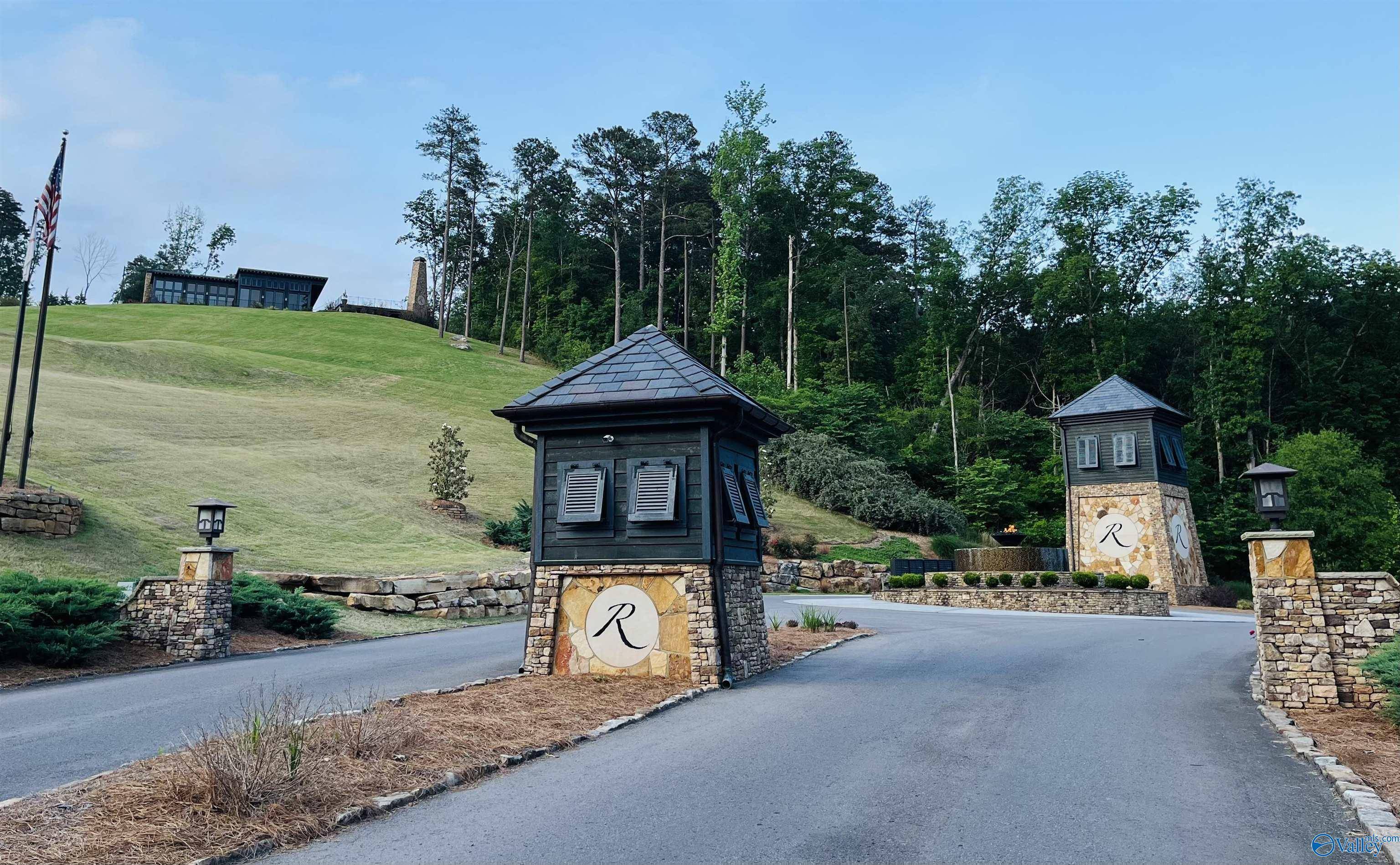 Guntersville, AL 35976,73 Fall Creek Drive