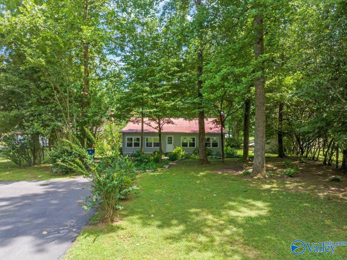 Scottsboro, AL 35769,107 Malibu Circle