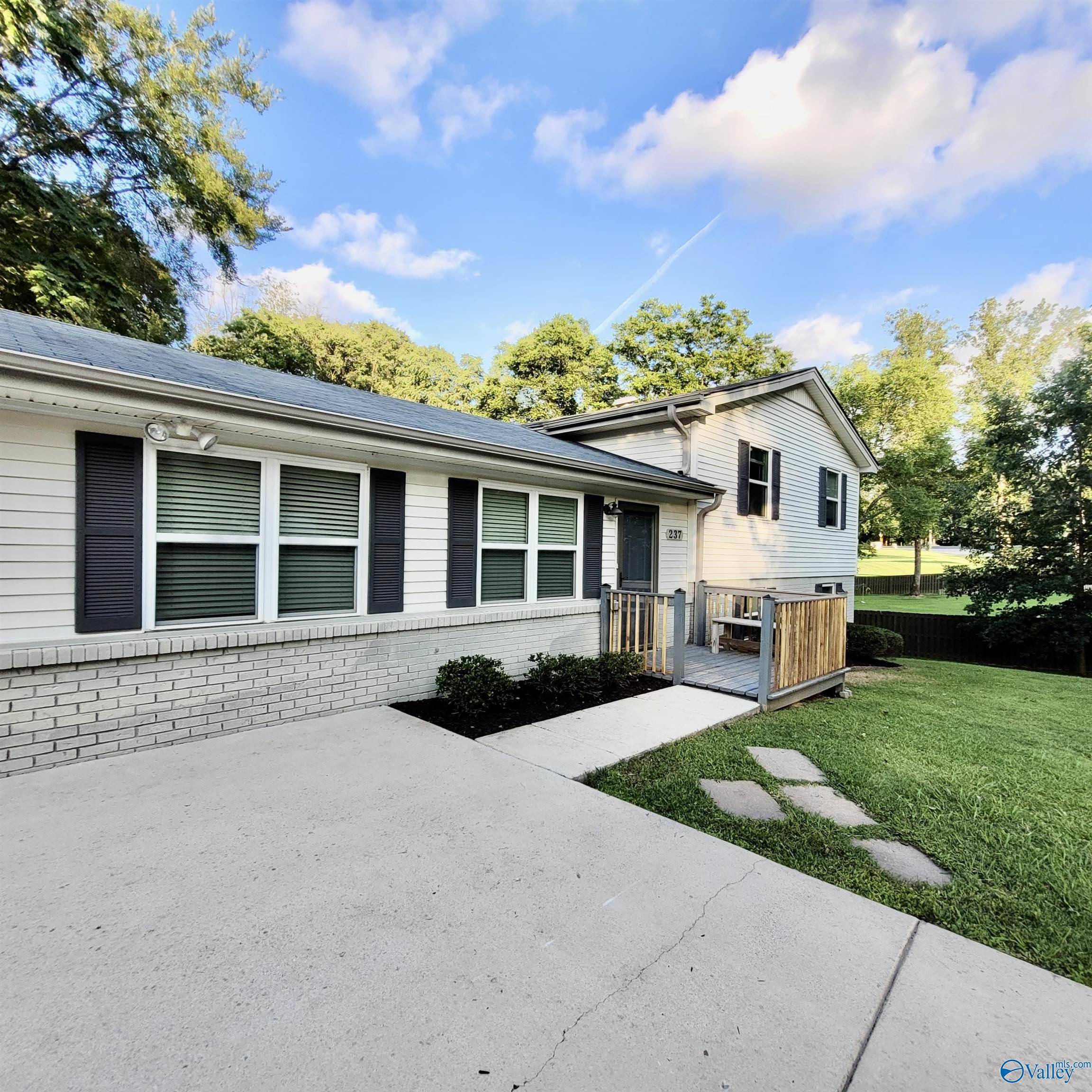 Madison, AL 35758,237 Schrimsher Road