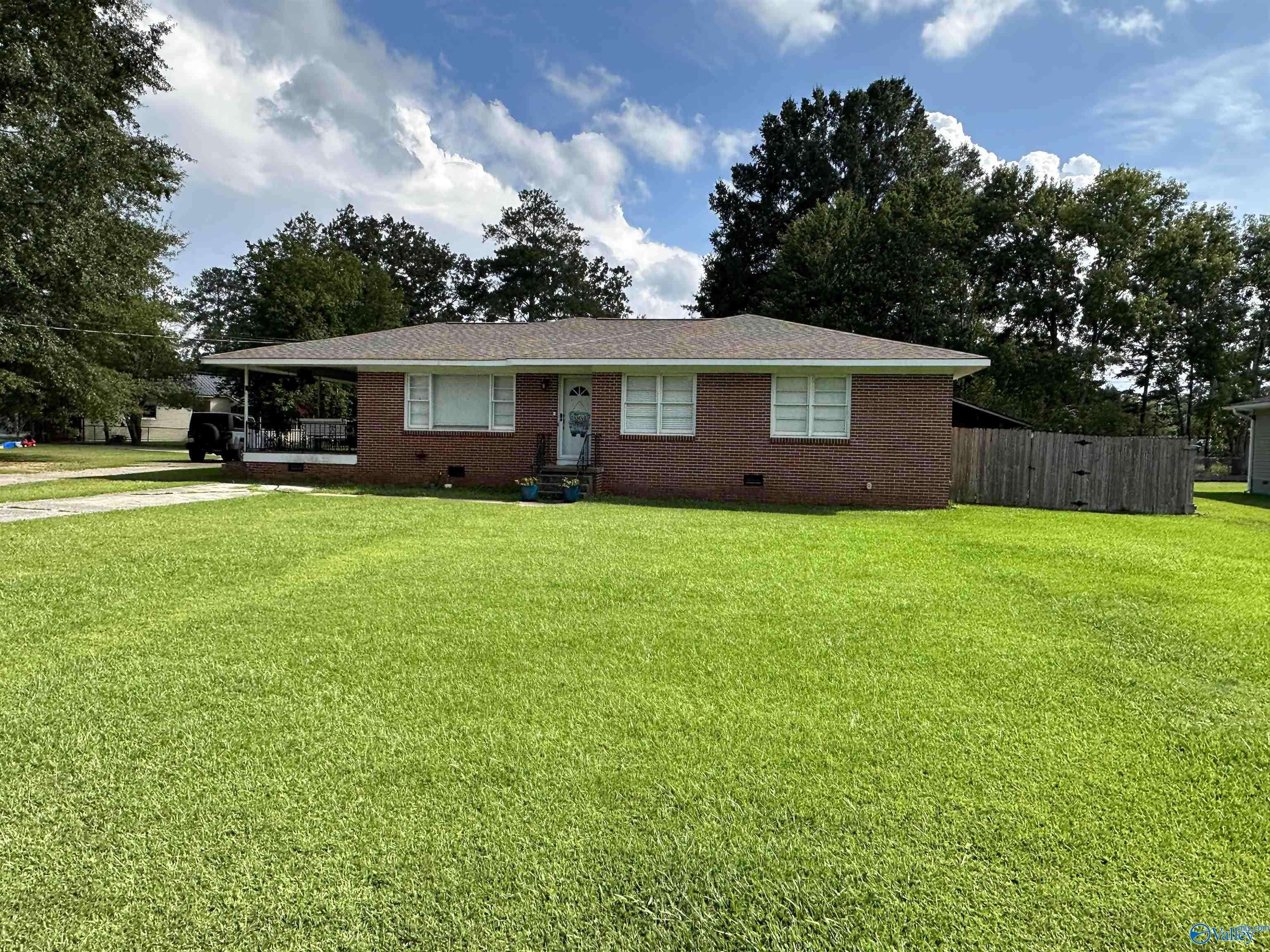 Glencoe, AL 35905,424 Paxton Avenue