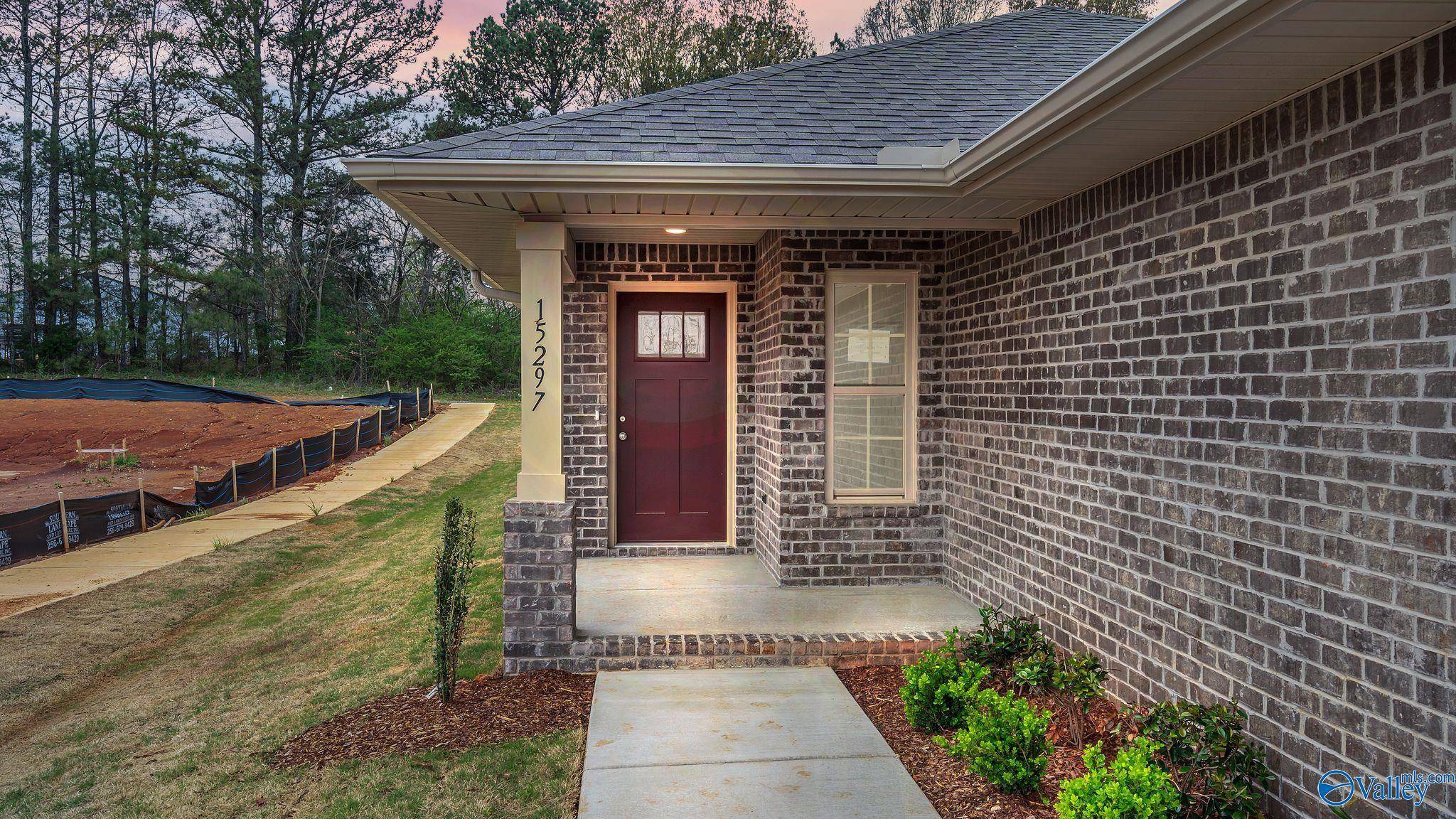 Athens, AL 35611,15462 Lapwing Cove