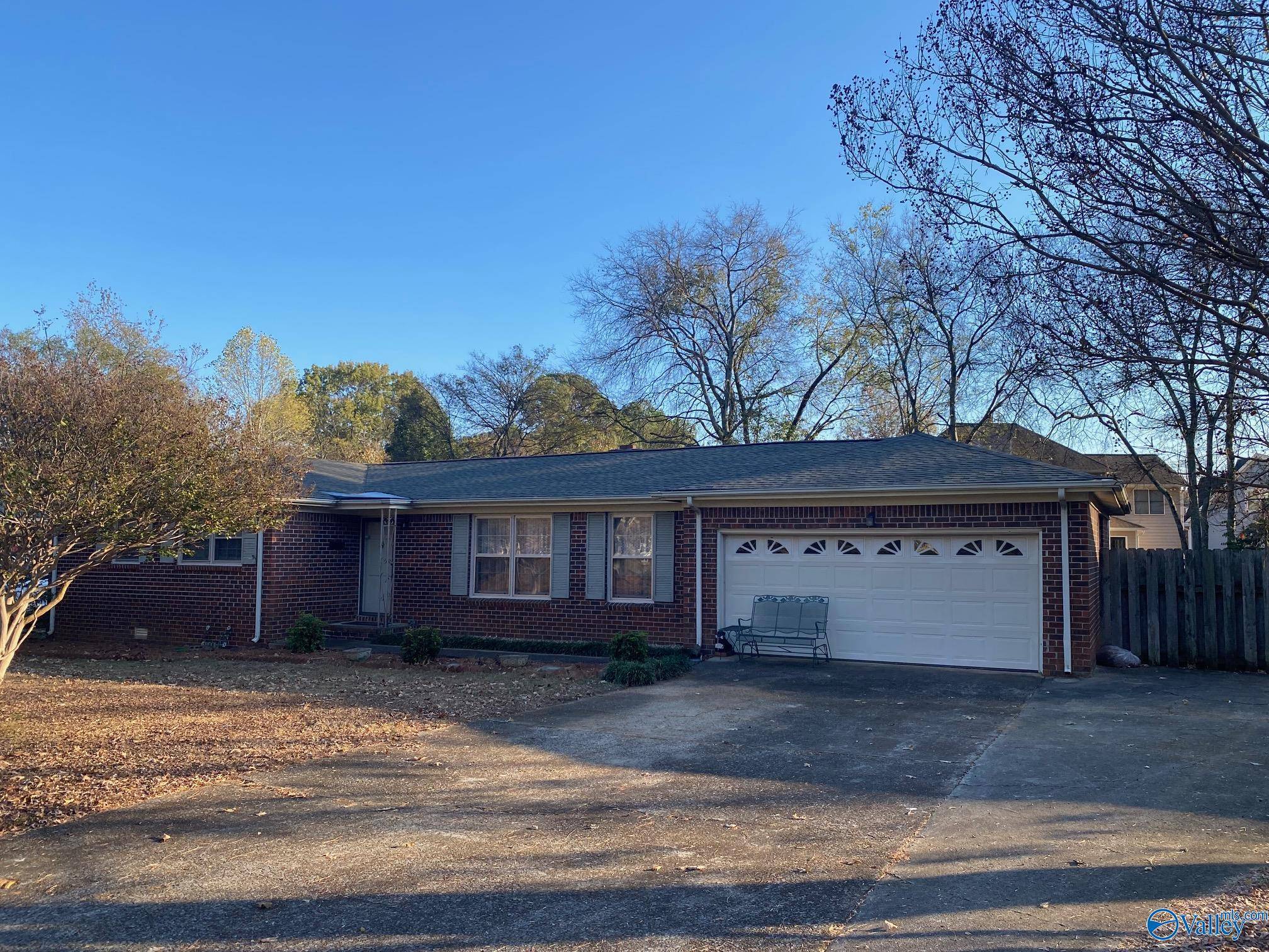 Huntsville, AL 35802,9900 Willow Cove Road