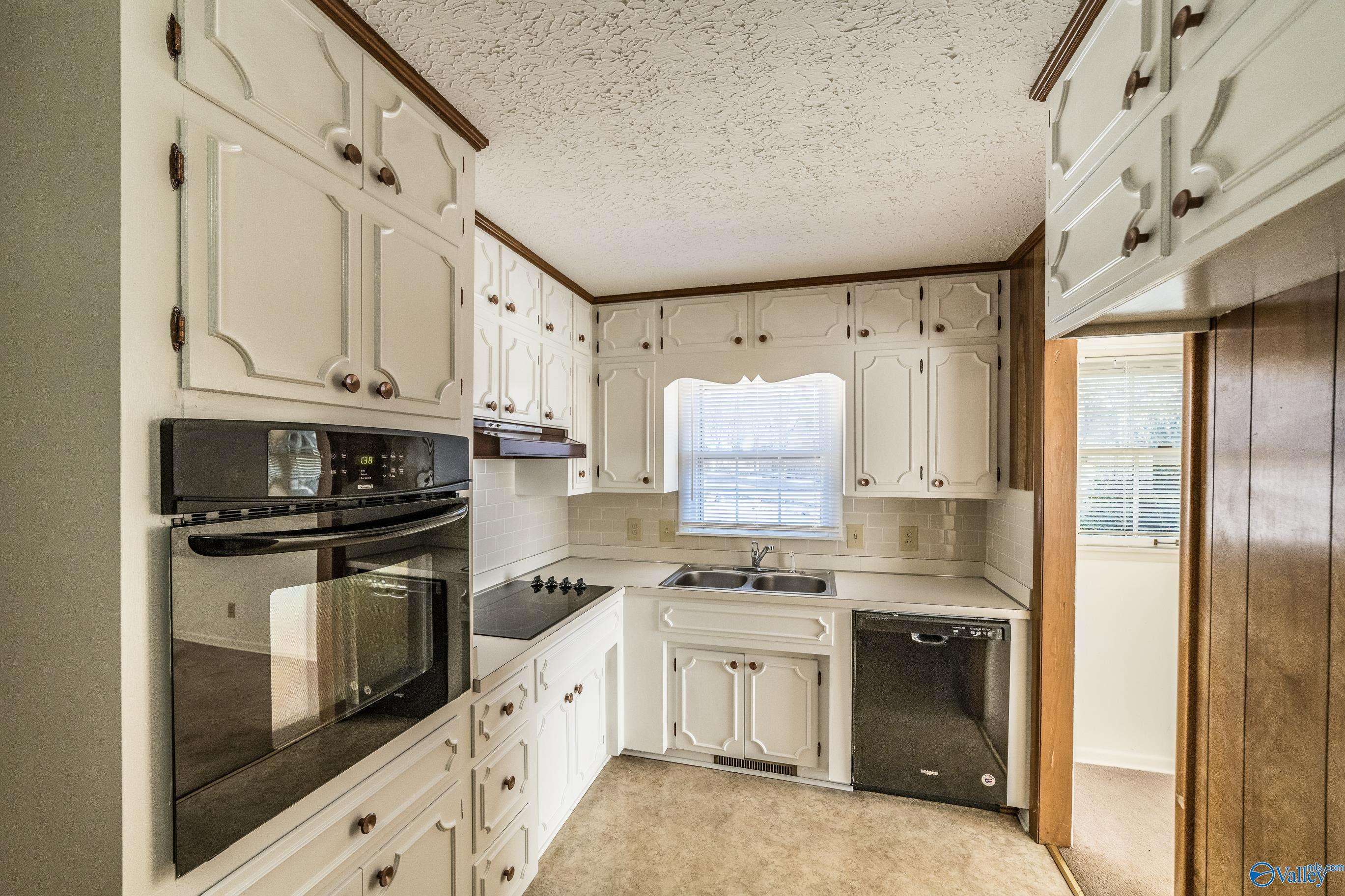 Huntsville, AL 35801,2500 Belle Meade Drive