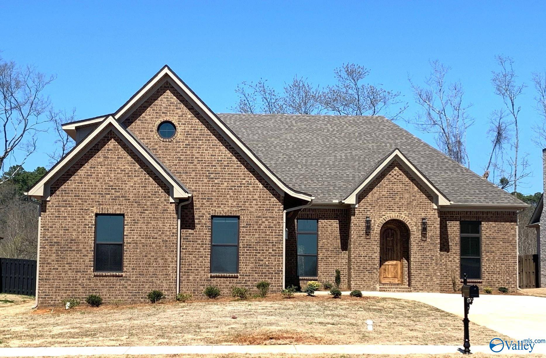 Decatur, AL 35603,3028 Lisa Lane