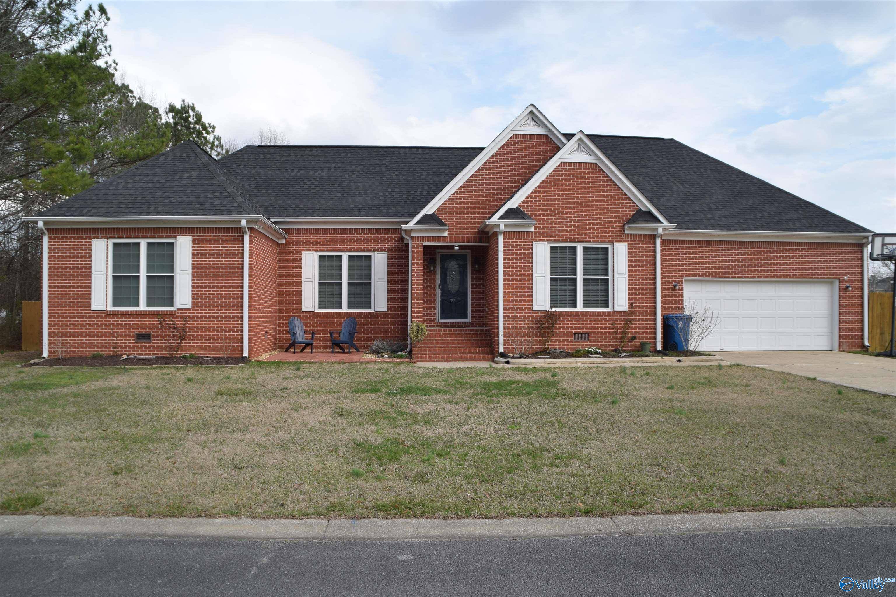 Rainbow City, AL 35906,201 Royal Troon Drive