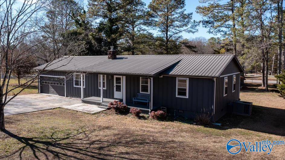 Guntersville, AL 35976,3700 Browns Valley Road