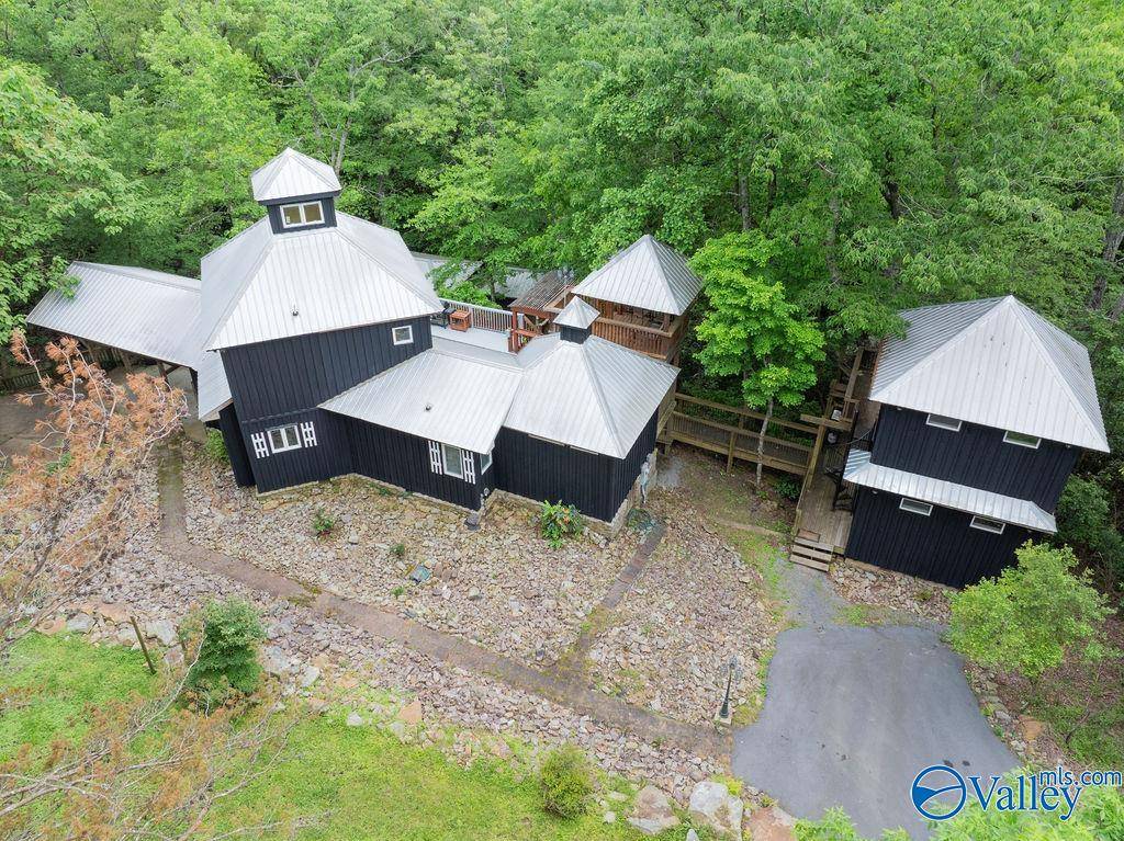 Fort Payne, AL 35967,307 Bear Creek Road SE
