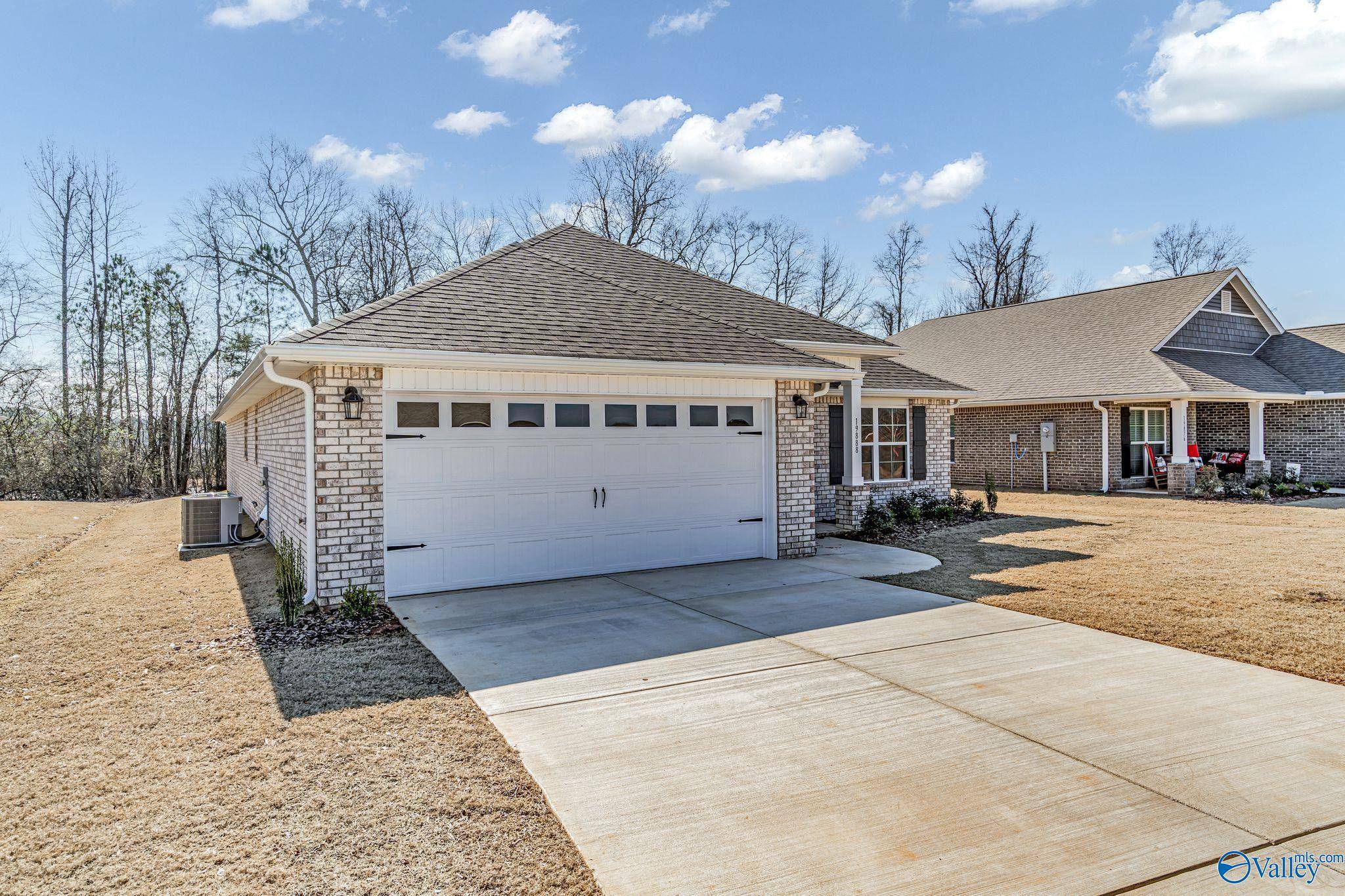 Athens, AL 35611,19888 Redhawk Drive
