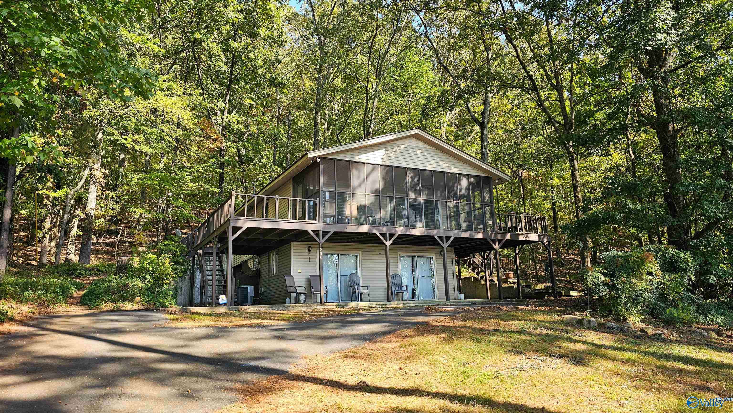 Cedar Bluff, AL 35959,1930 County Road 104