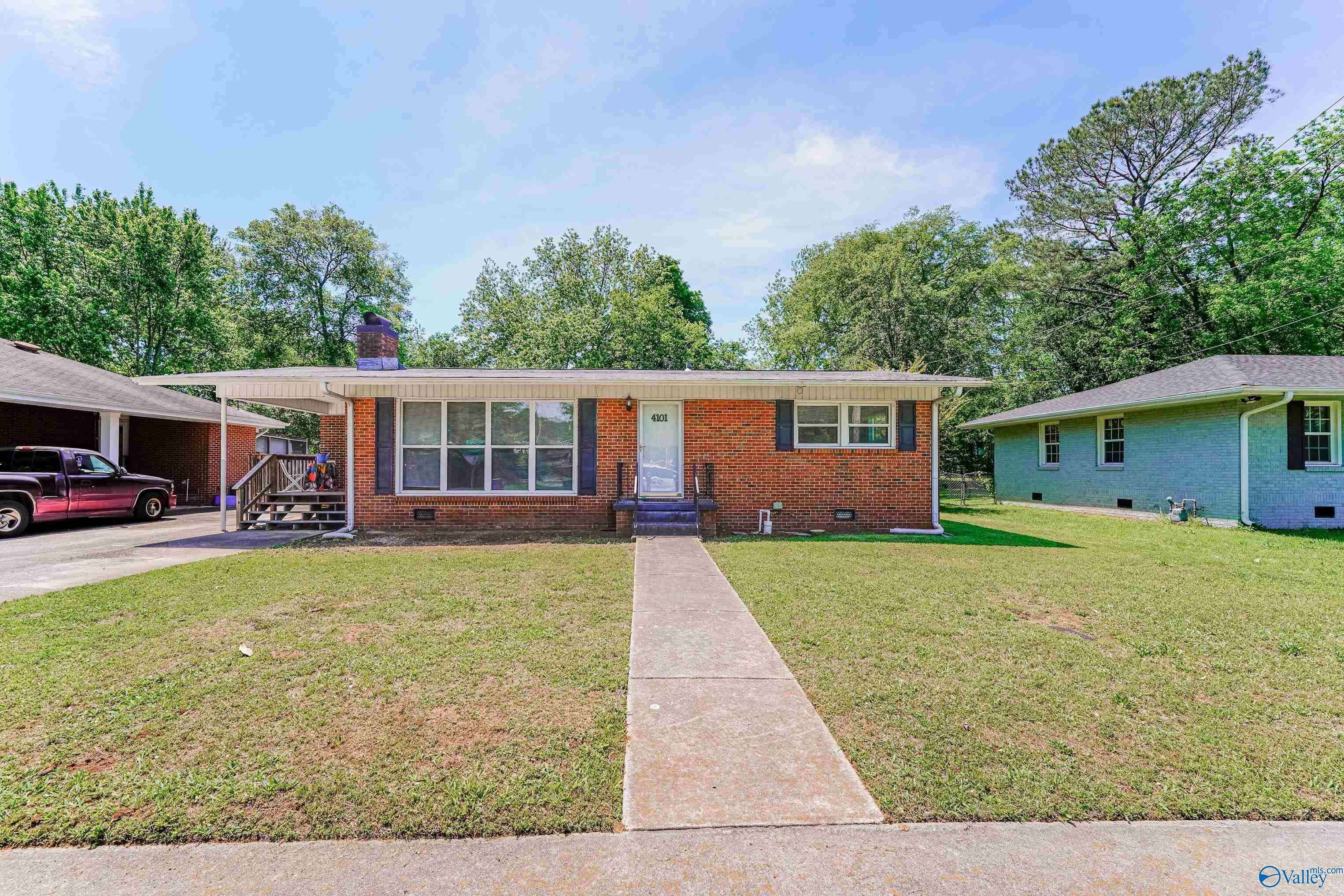 Huntsville, AL 35805,4101 Saundralane Drive NW