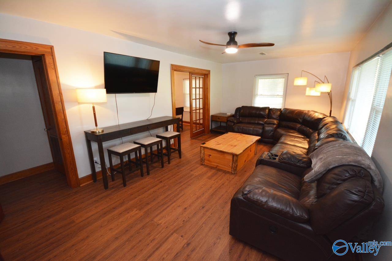 Arab, AL 35016,641 Guntersville Road