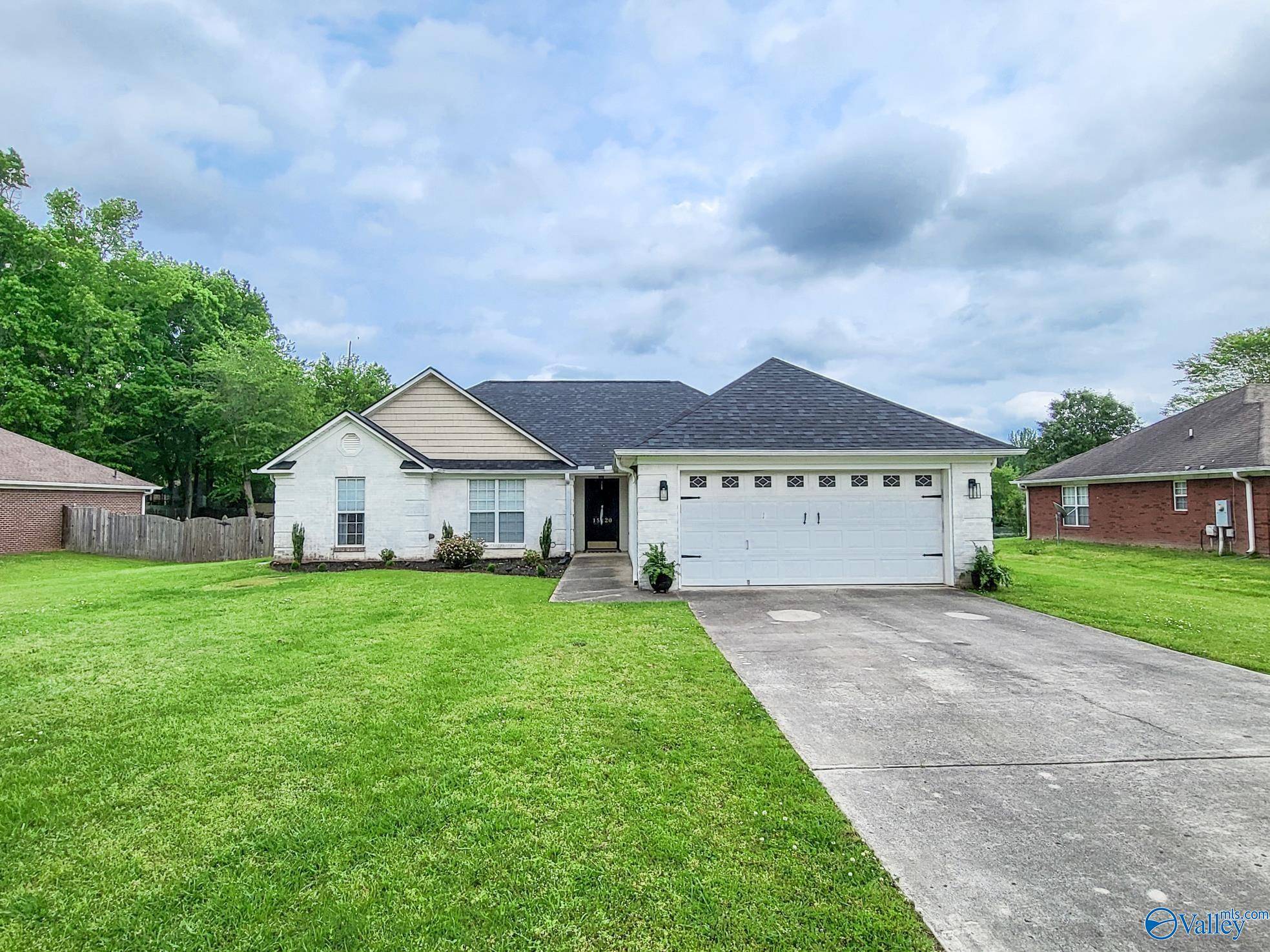 Harvest, AL 35749,15220 Knoll Drive