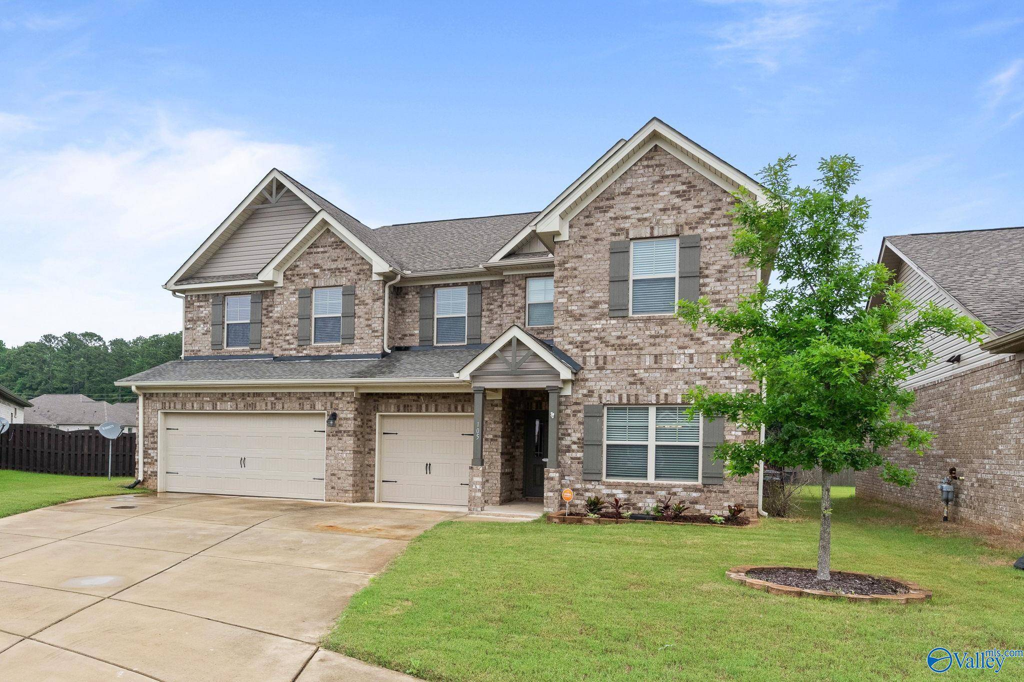 Madison, AL 35756,105 Sunbriar Court