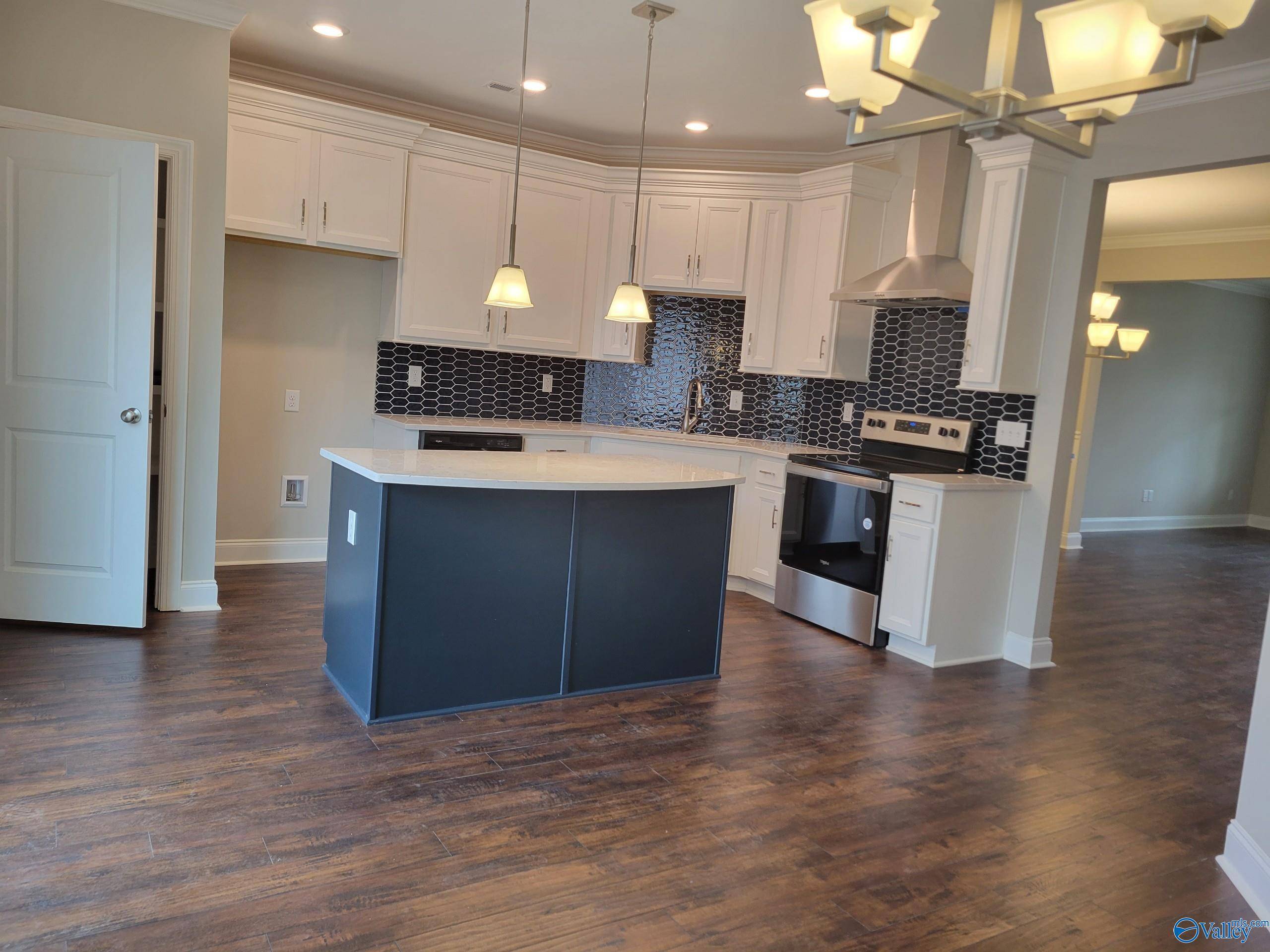 Madison, AL 35824,116 Bourbon Alley