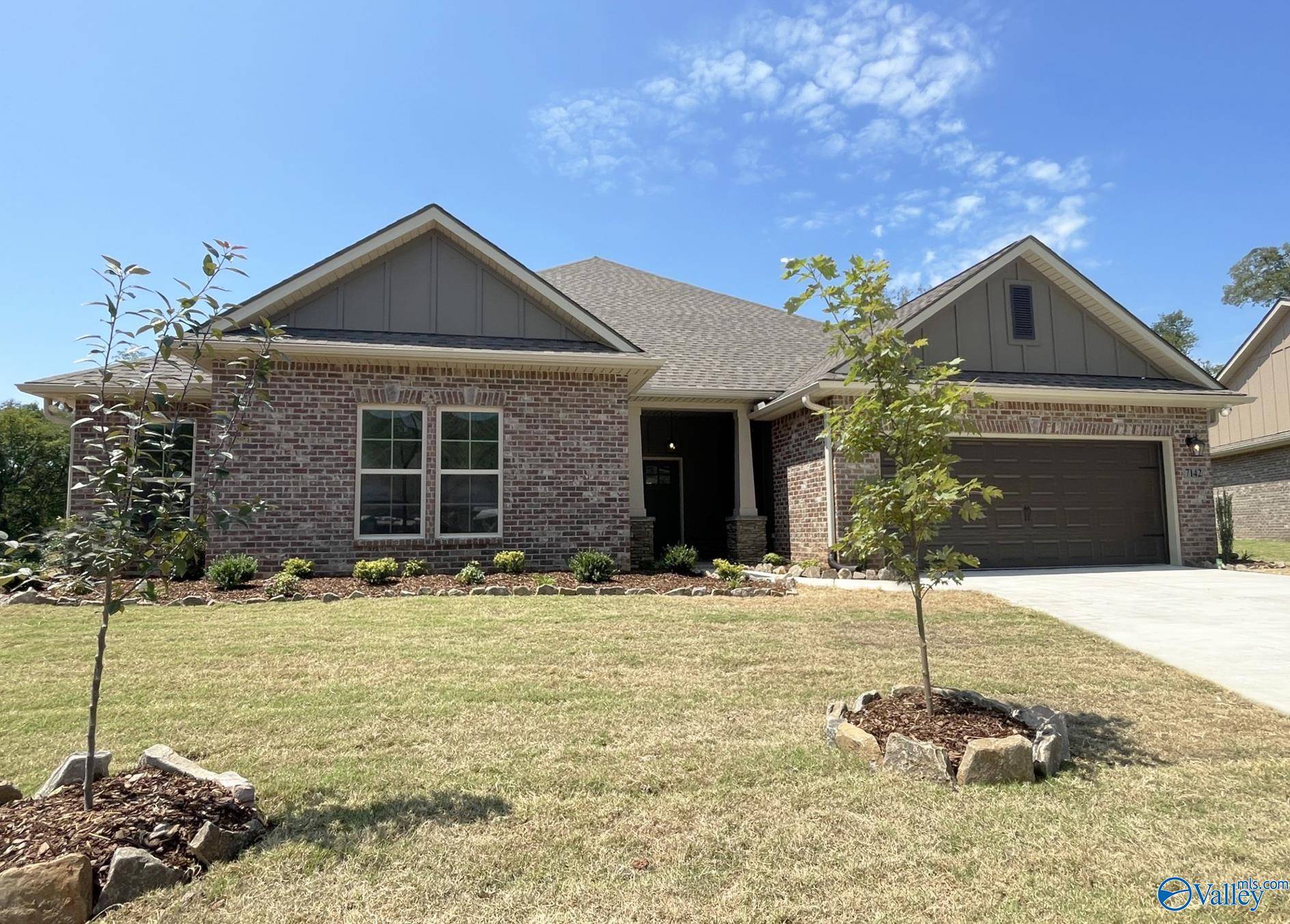 Gurley, AL 35748,7142 Hickory Cove Way SE