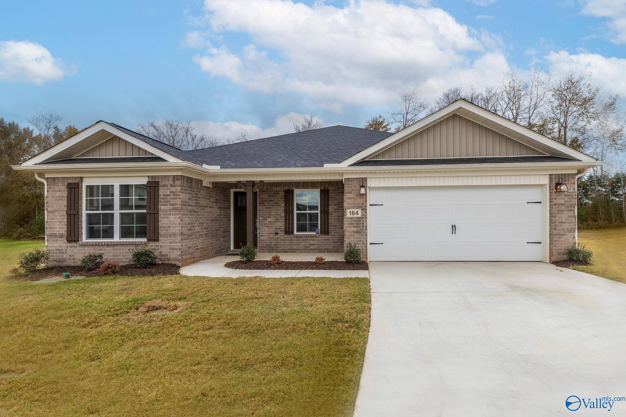 Toney, AL 35773,164 Beaver Brook Place