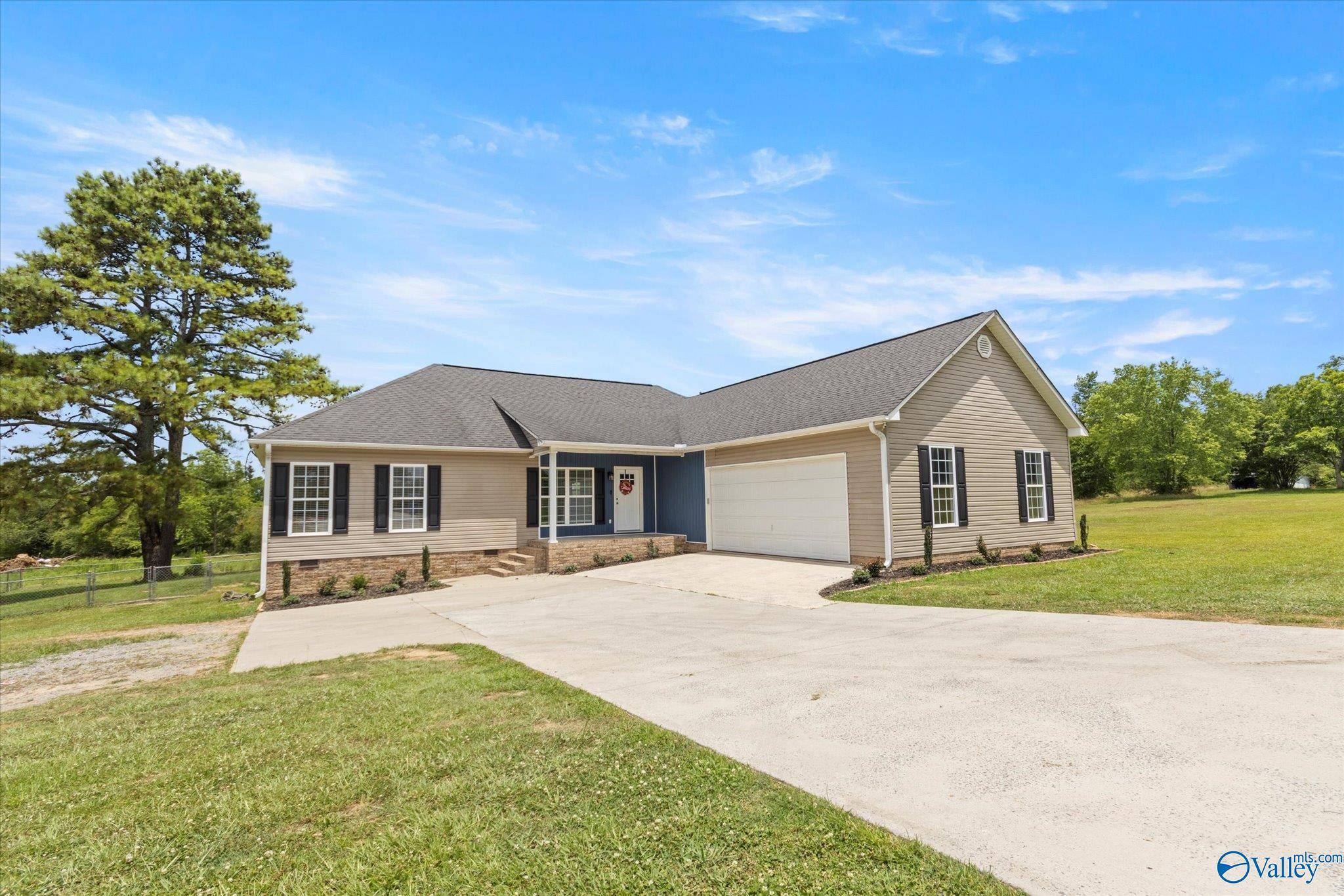 Albertville, AL 35951,1737 Martling Road