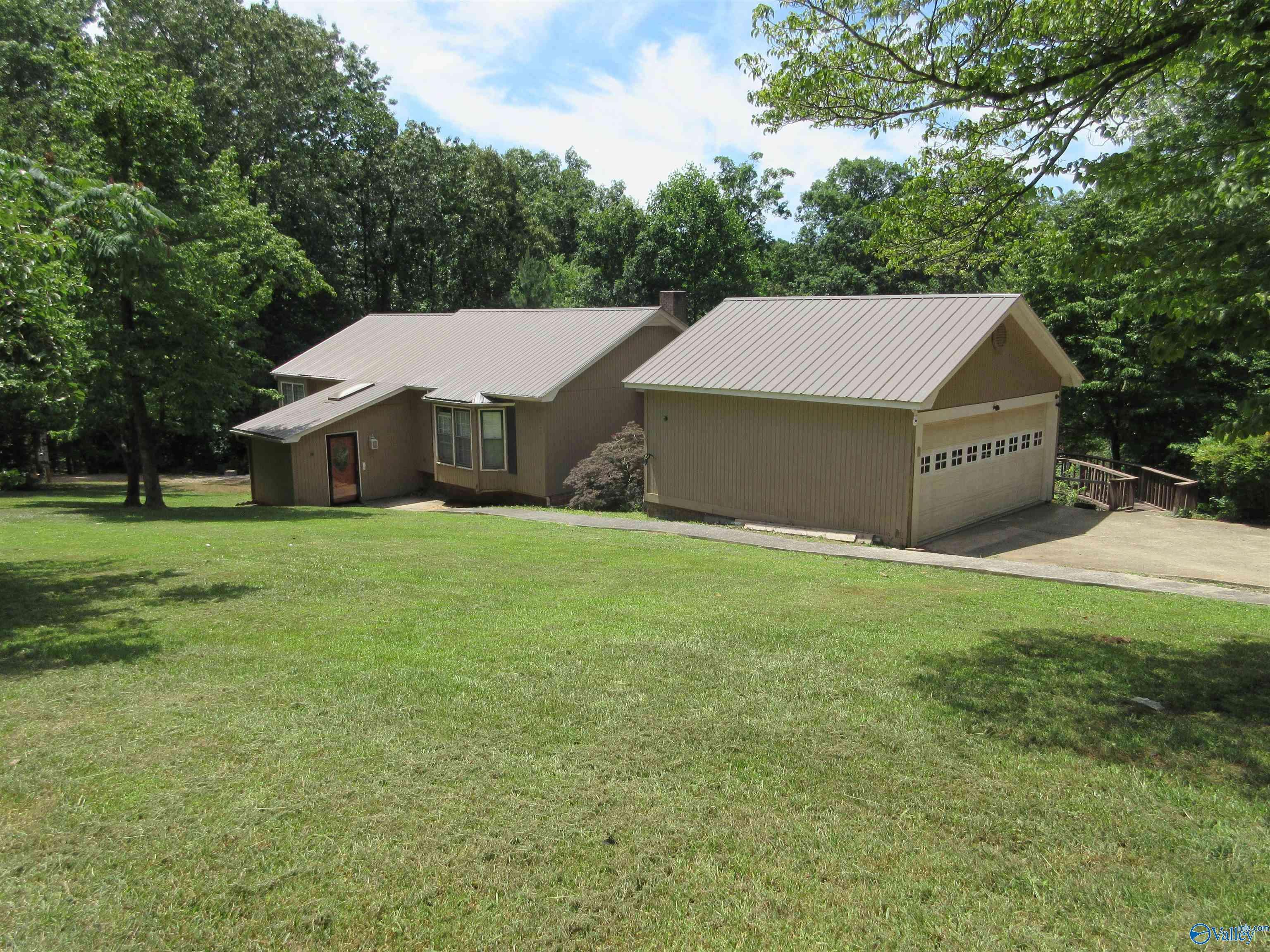 Scottsboro, AL 35768,109 Colonial Drive