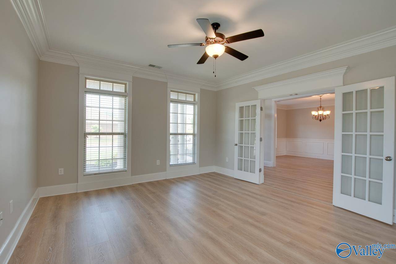 Owens Cross Roads, AL 35763,4700 Old Oak Court