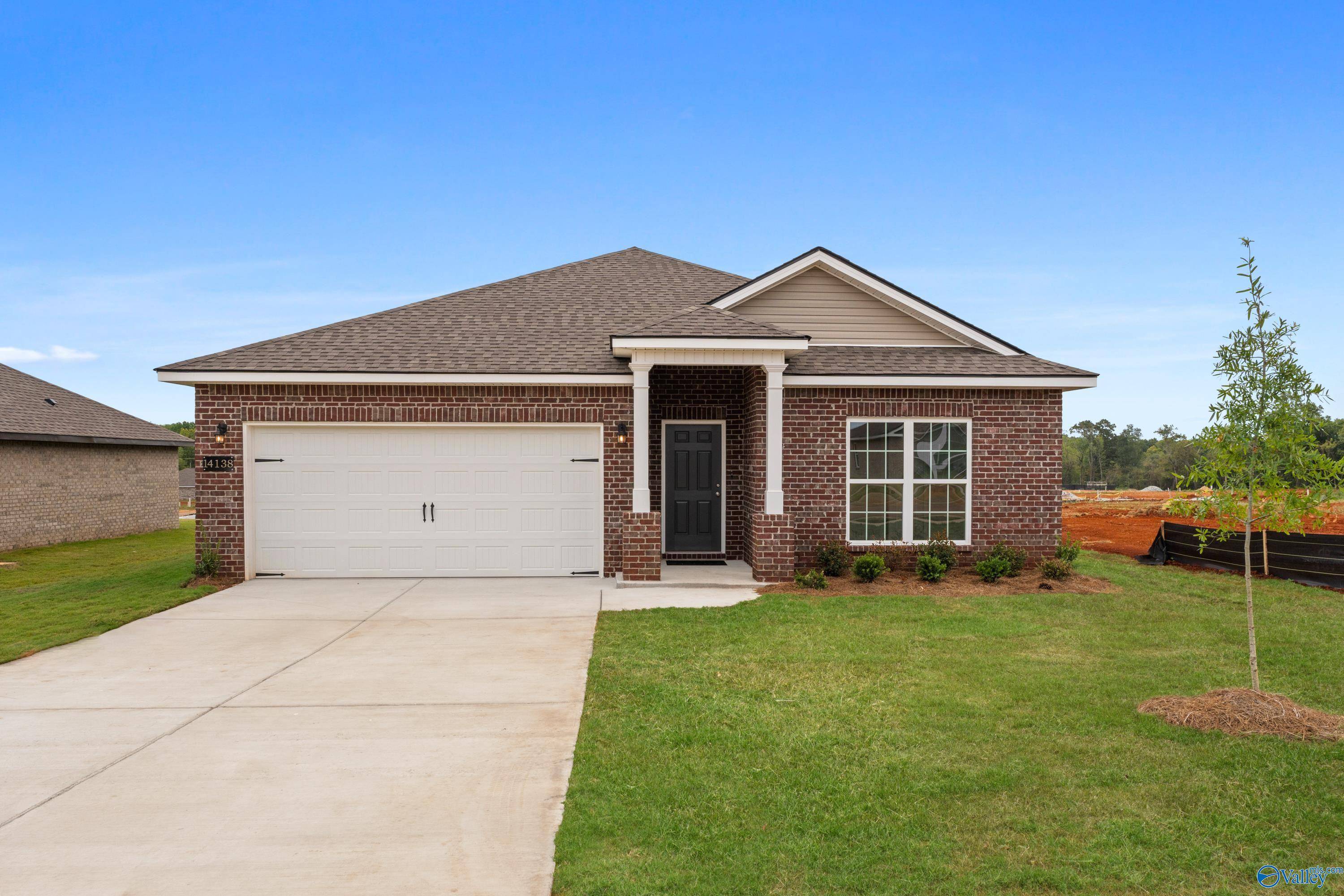 Athens, AL 35611,14138 Nursery Drive