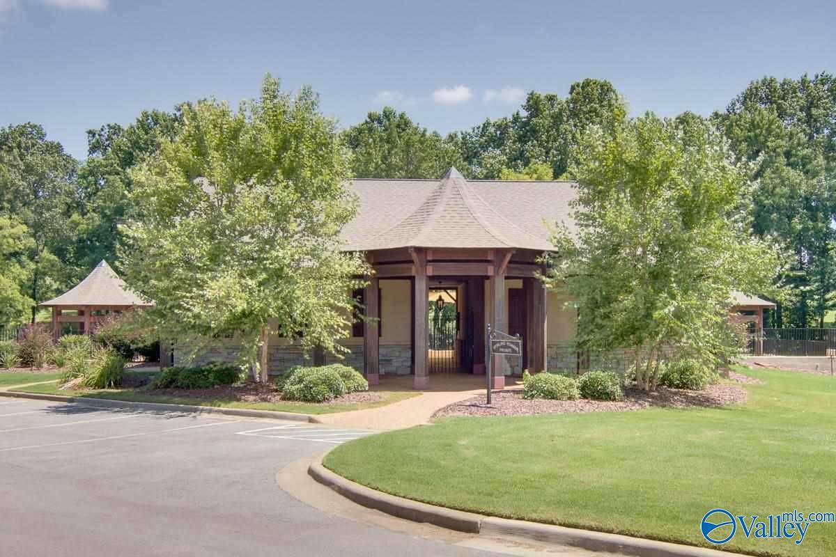 Athens, AL 35611,9084 Brigadoon Drive