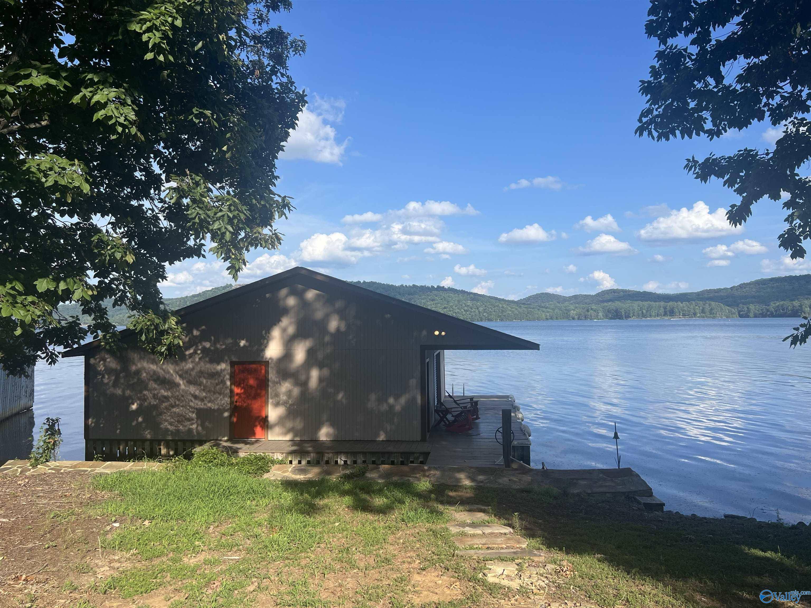 Guntersville, AL 35976,3149 Buck Island Drive