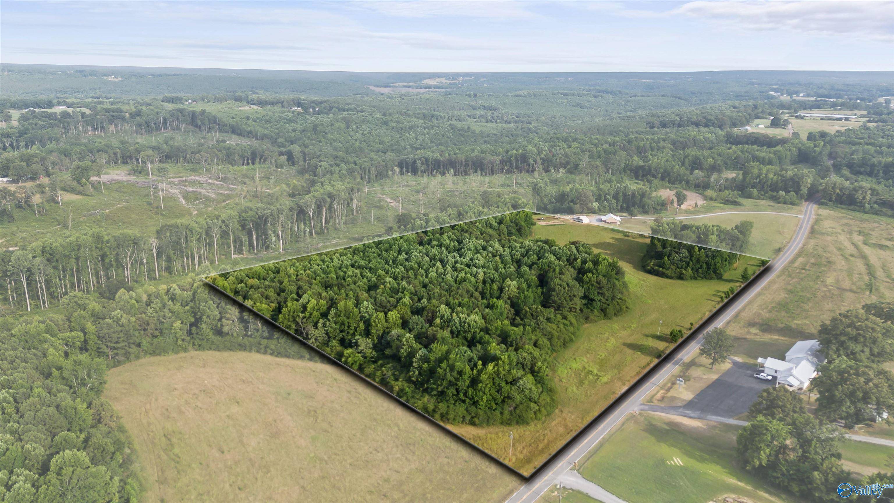 Vinemont, AL 35179,15.26 AC County Road 1069