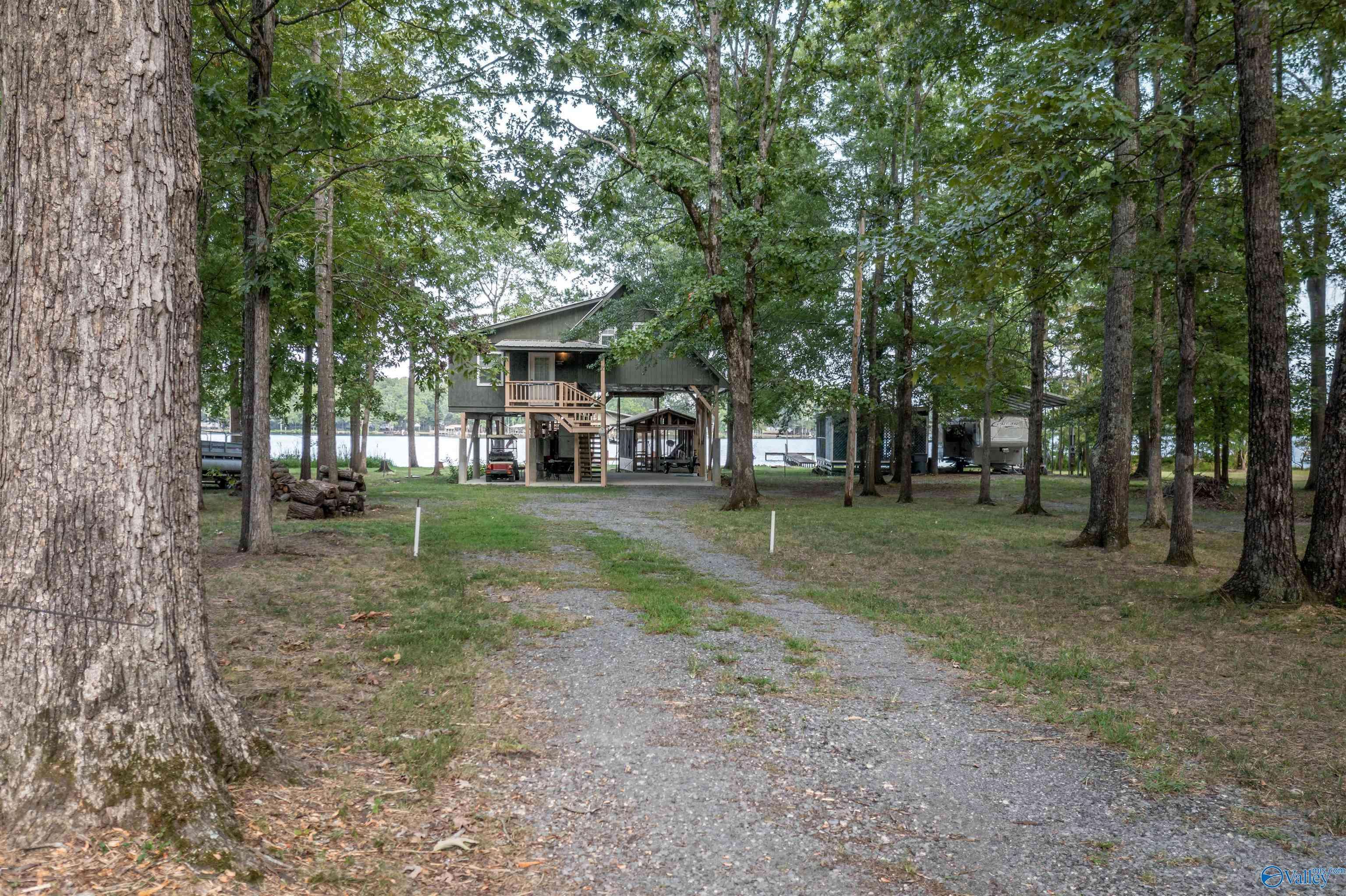 Cedar Bluff, AL 35959,5329 Hidden Cove Drive