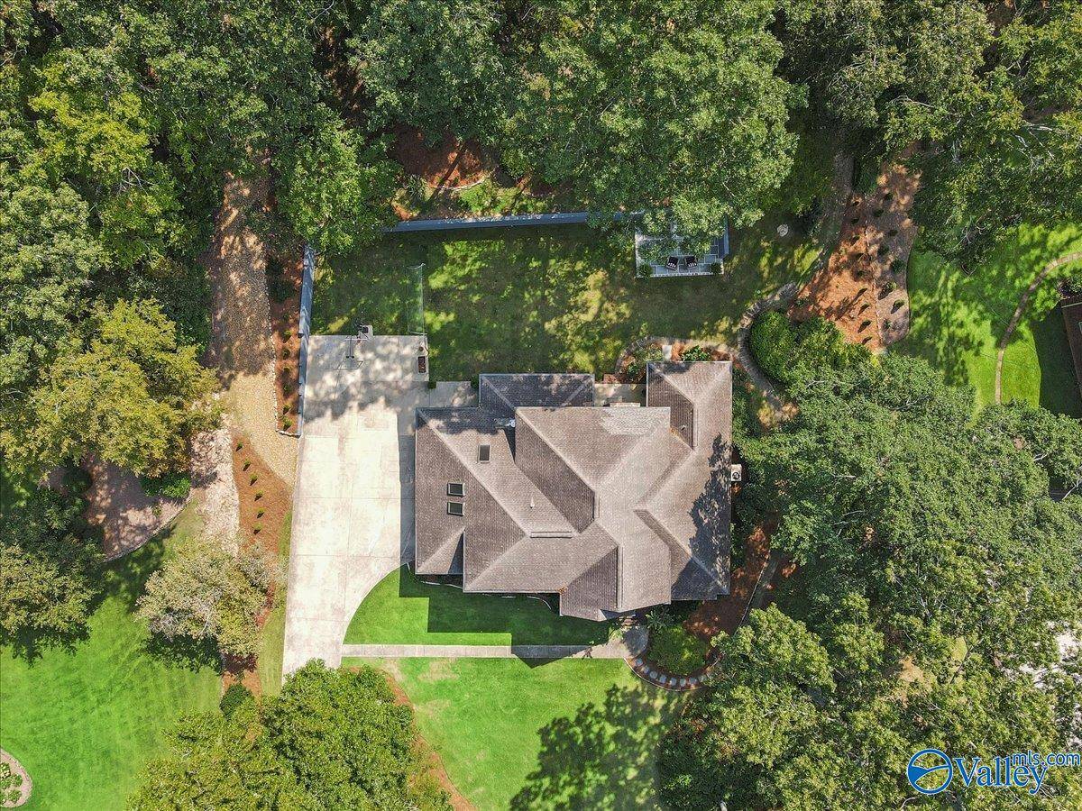 Guntersville, AL 35976,202 Spindletop Drive