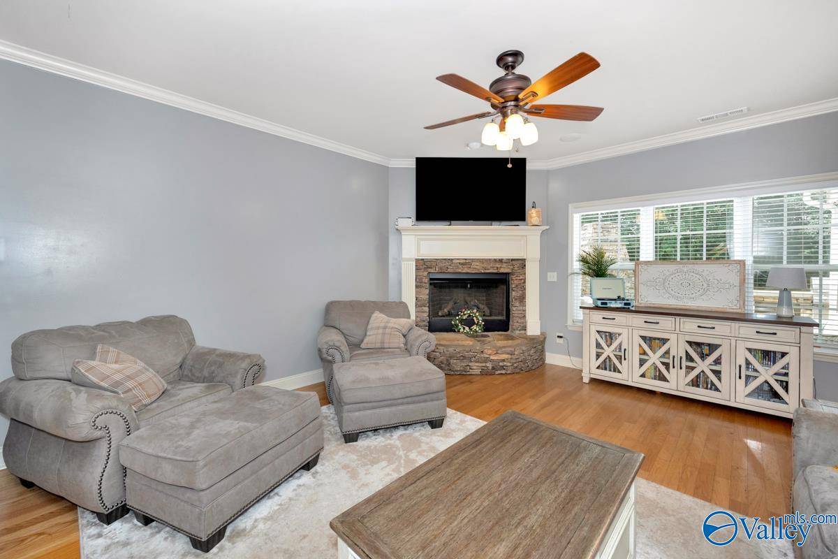 Huntsville, AL 35811,112 Lullwater Way