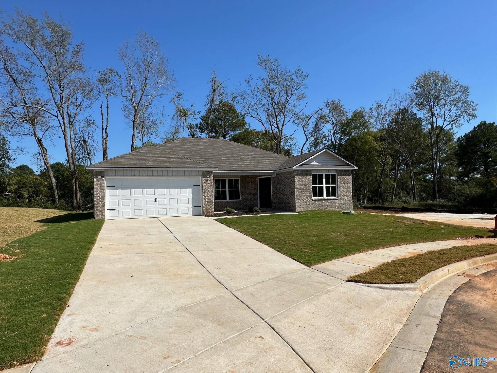 New Market, AL 35761,104 Olde Hearth Road