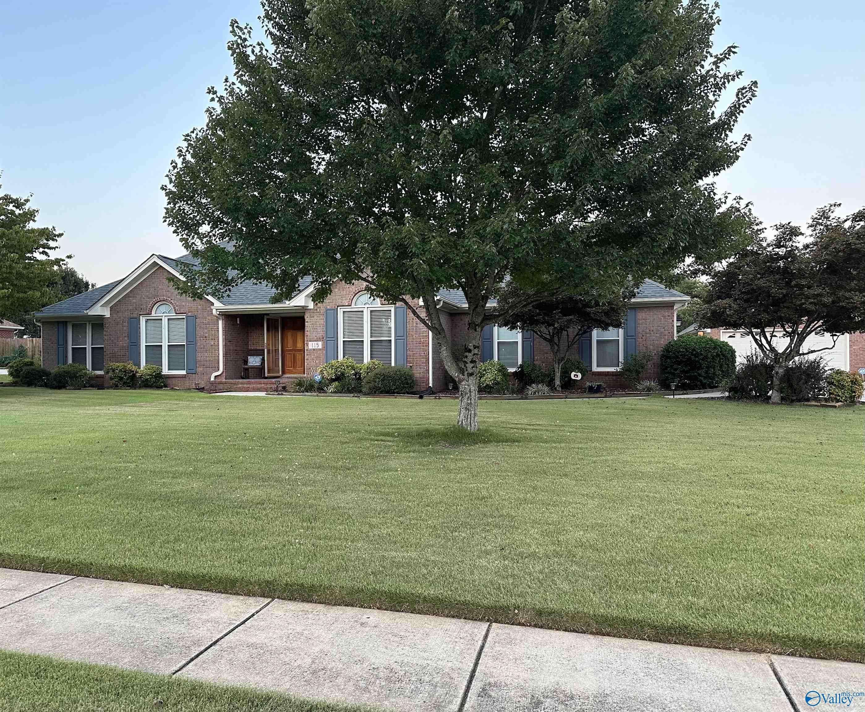 Huntsville, AL 35811,115 La Don Drive